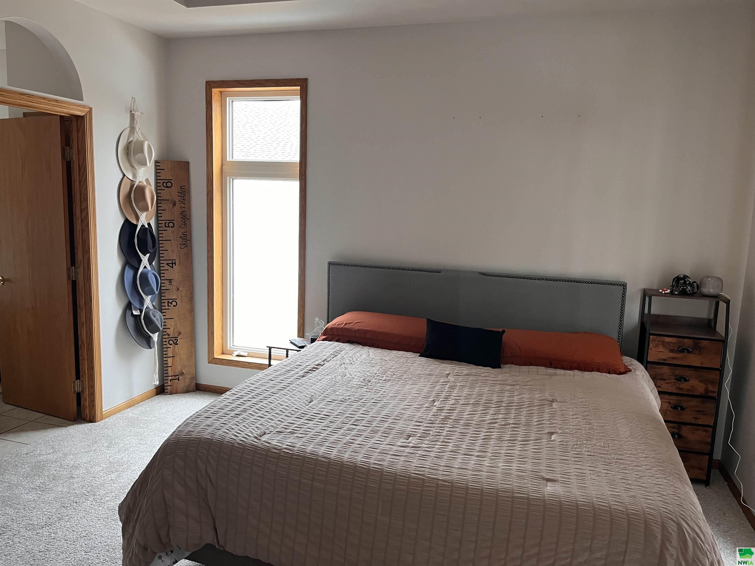 MLS #827847