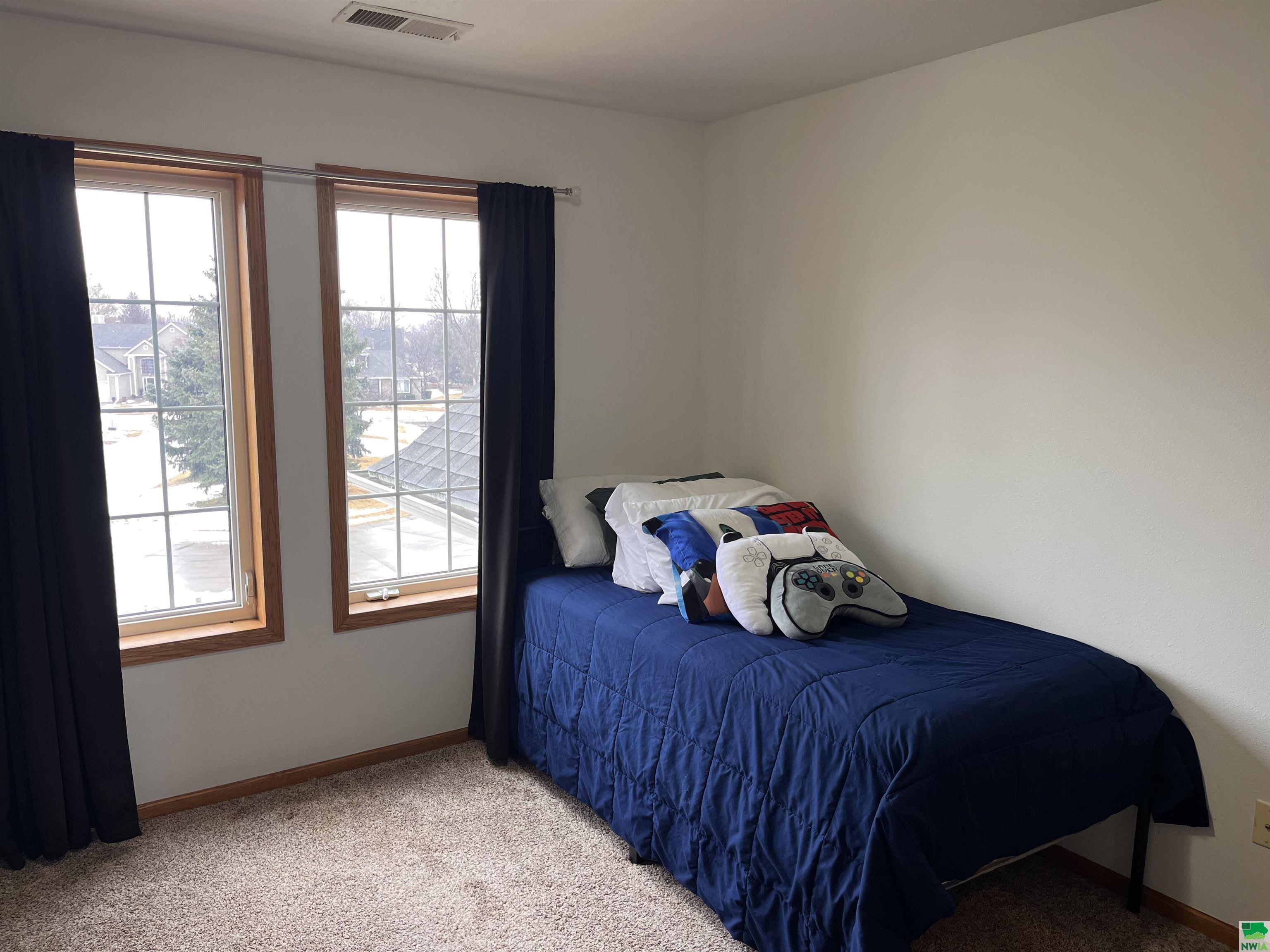 MLS #827847