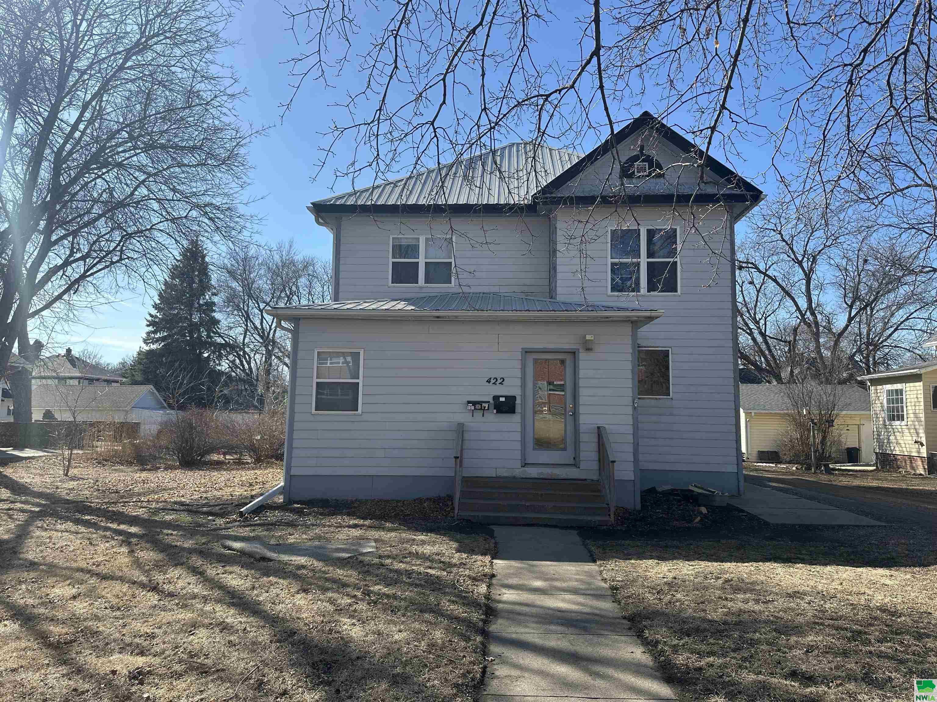 422 Dakota N, Vermillion, SD 57069 