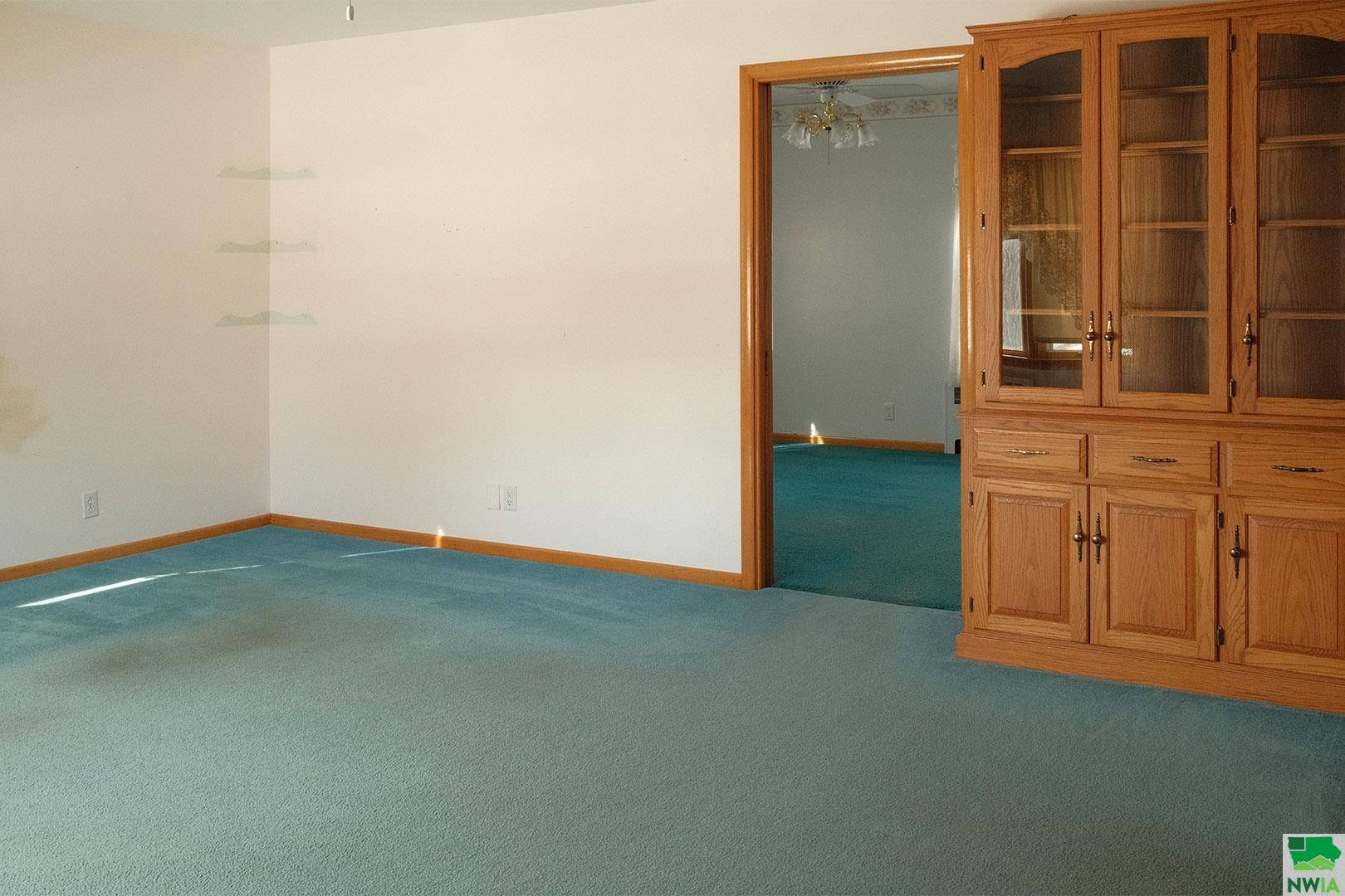MLS #827871