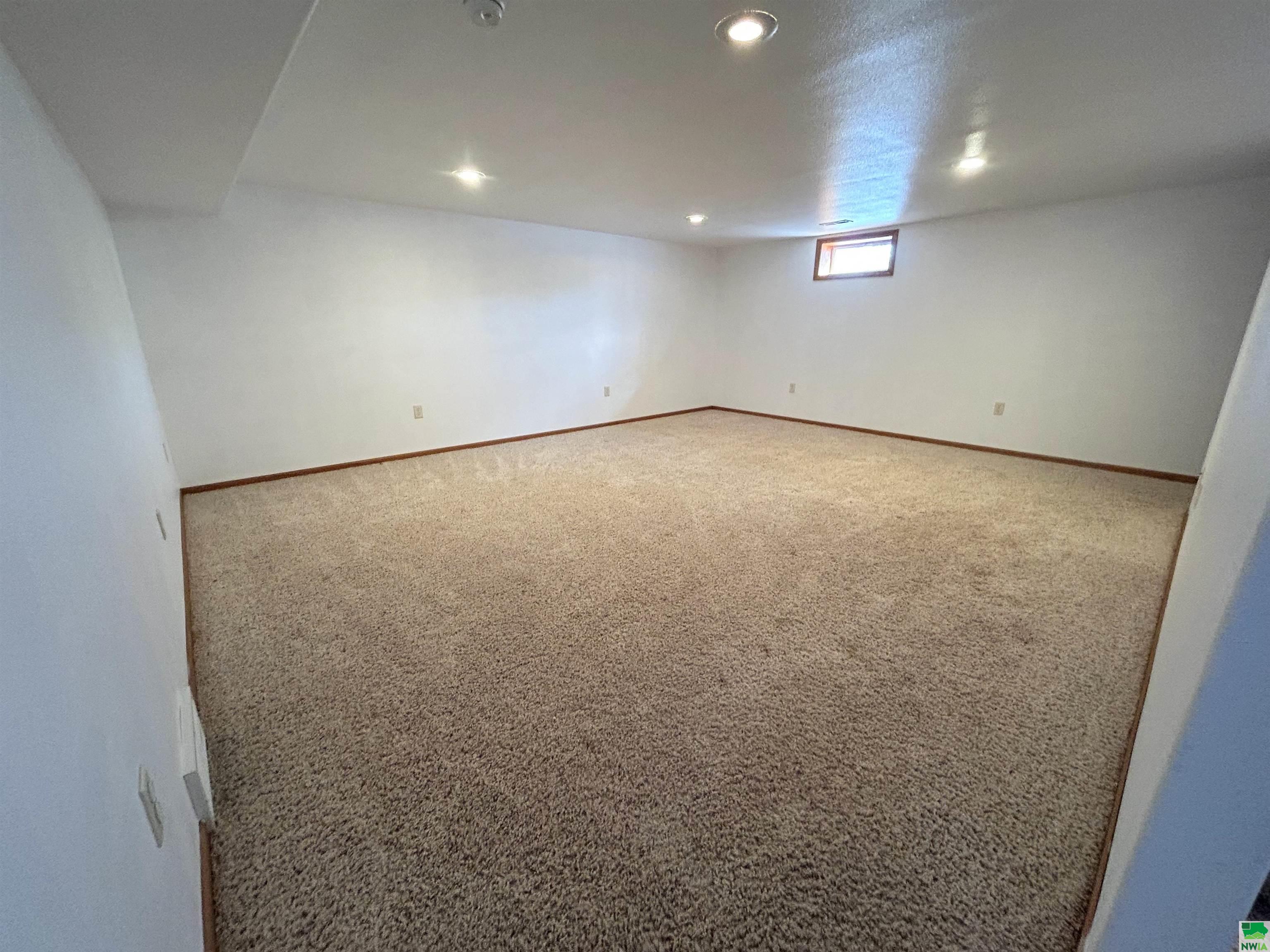 MLS #827885