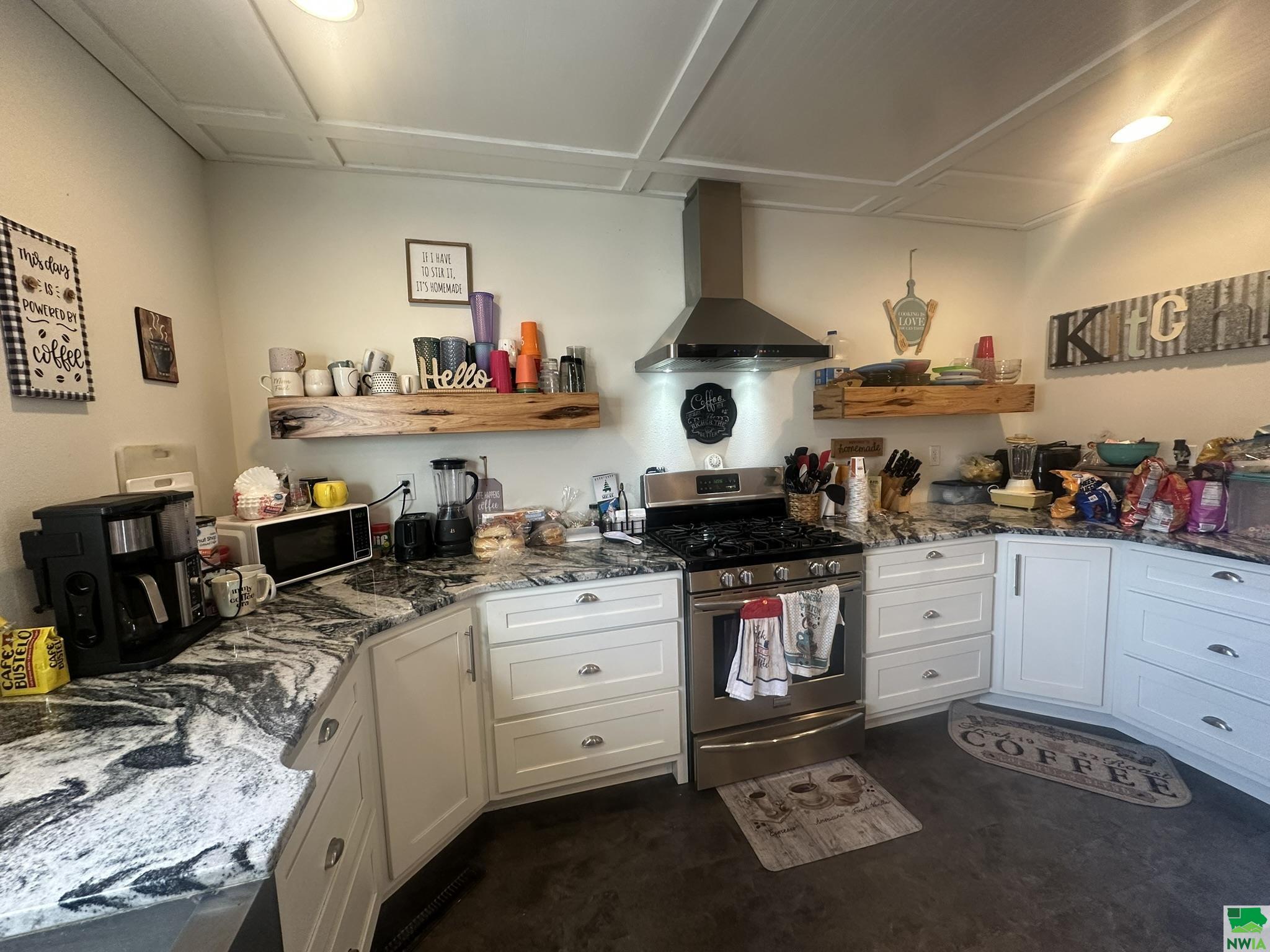 MLS #827887