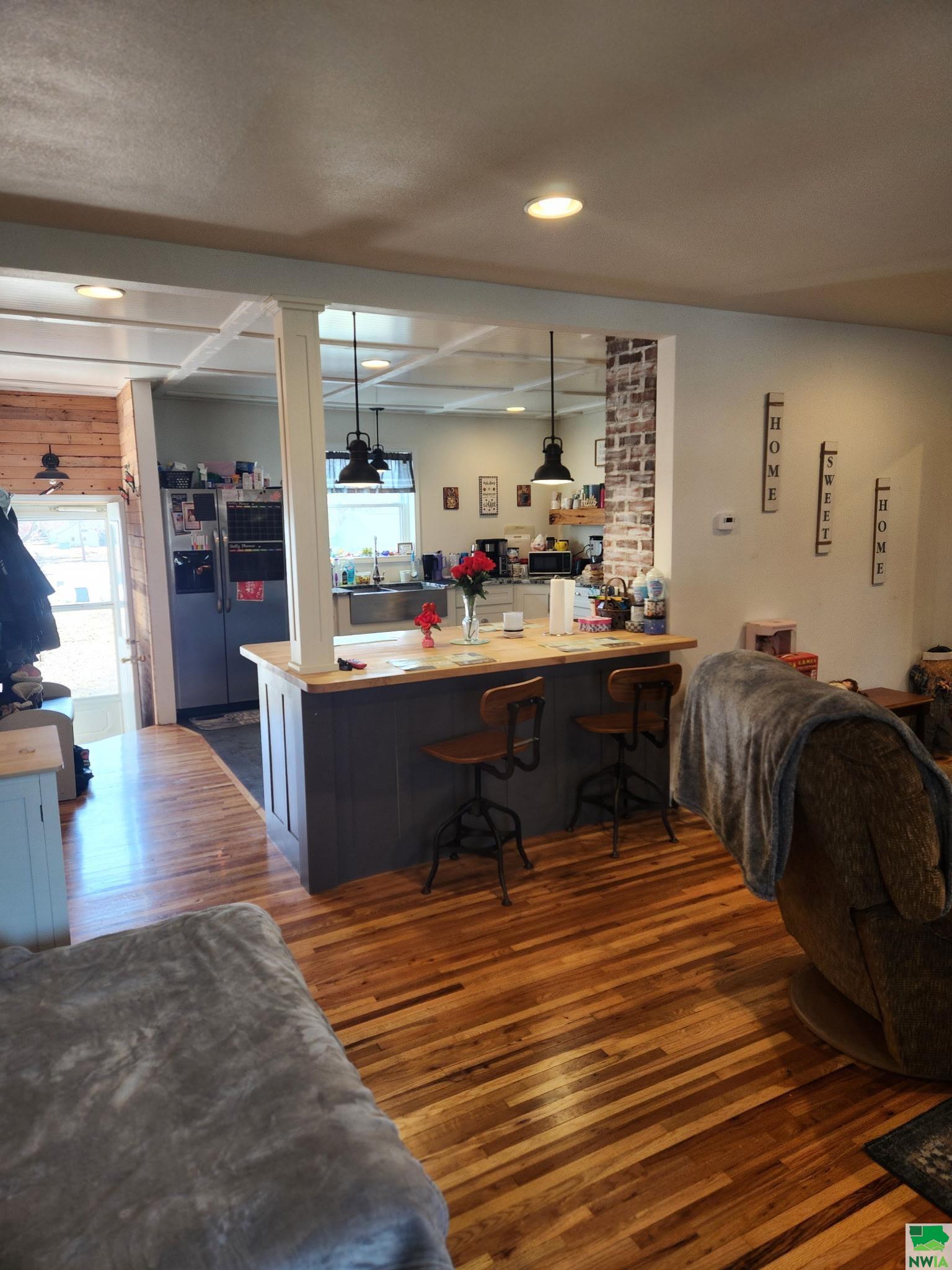 MLS #827887