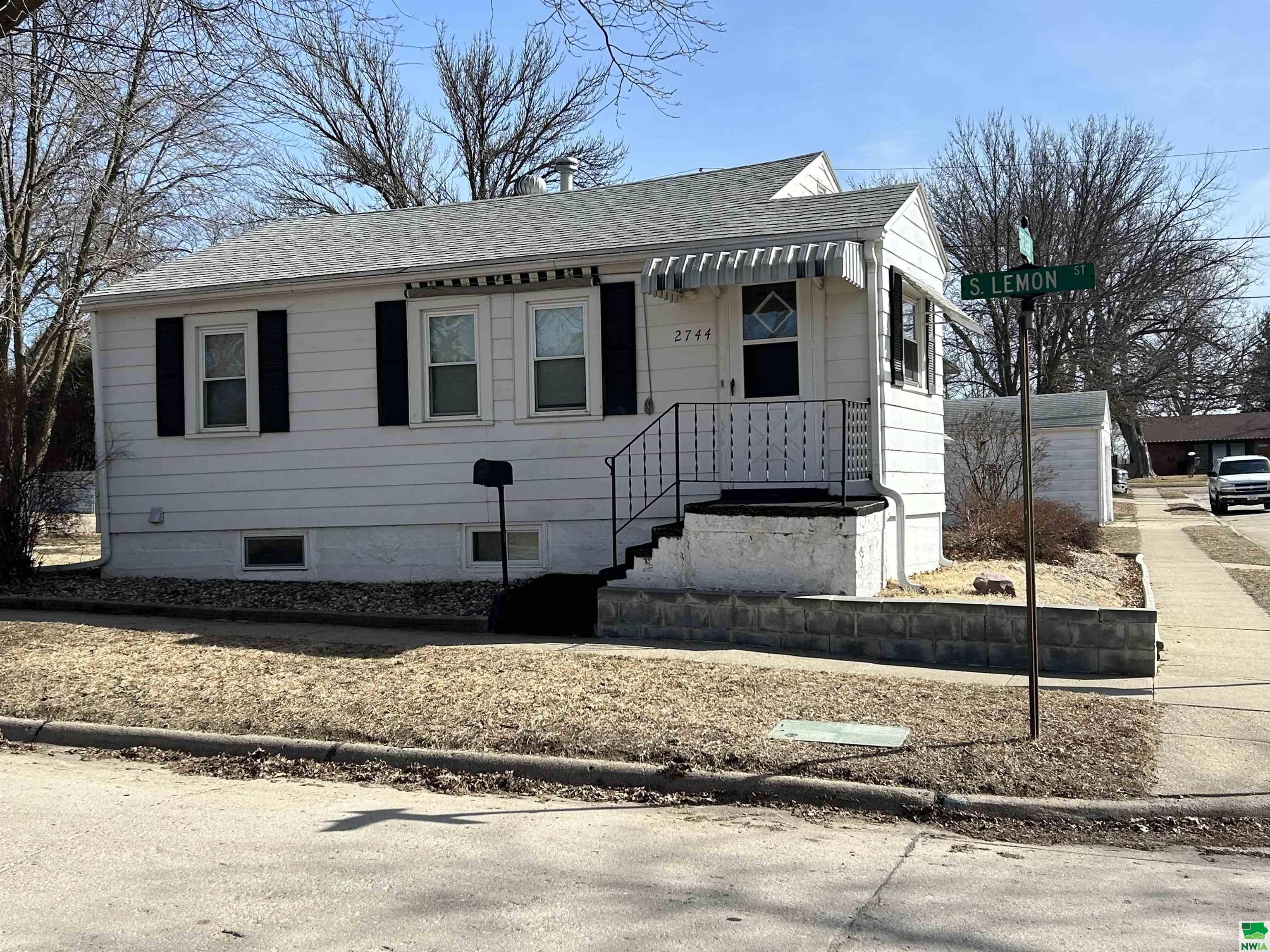 2744 Lemon St. S, Sioux City, IA 51106 