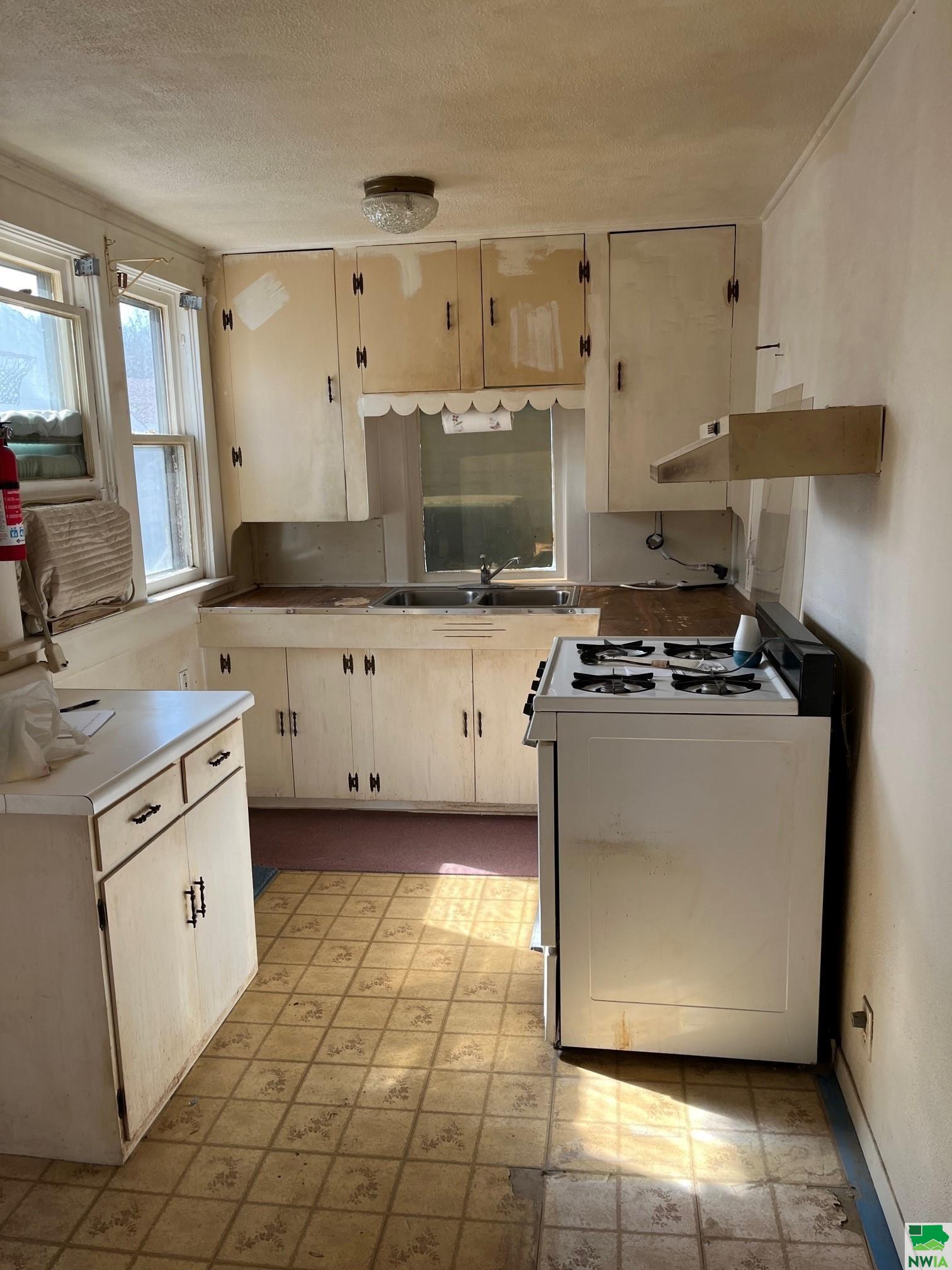 MLS #827897