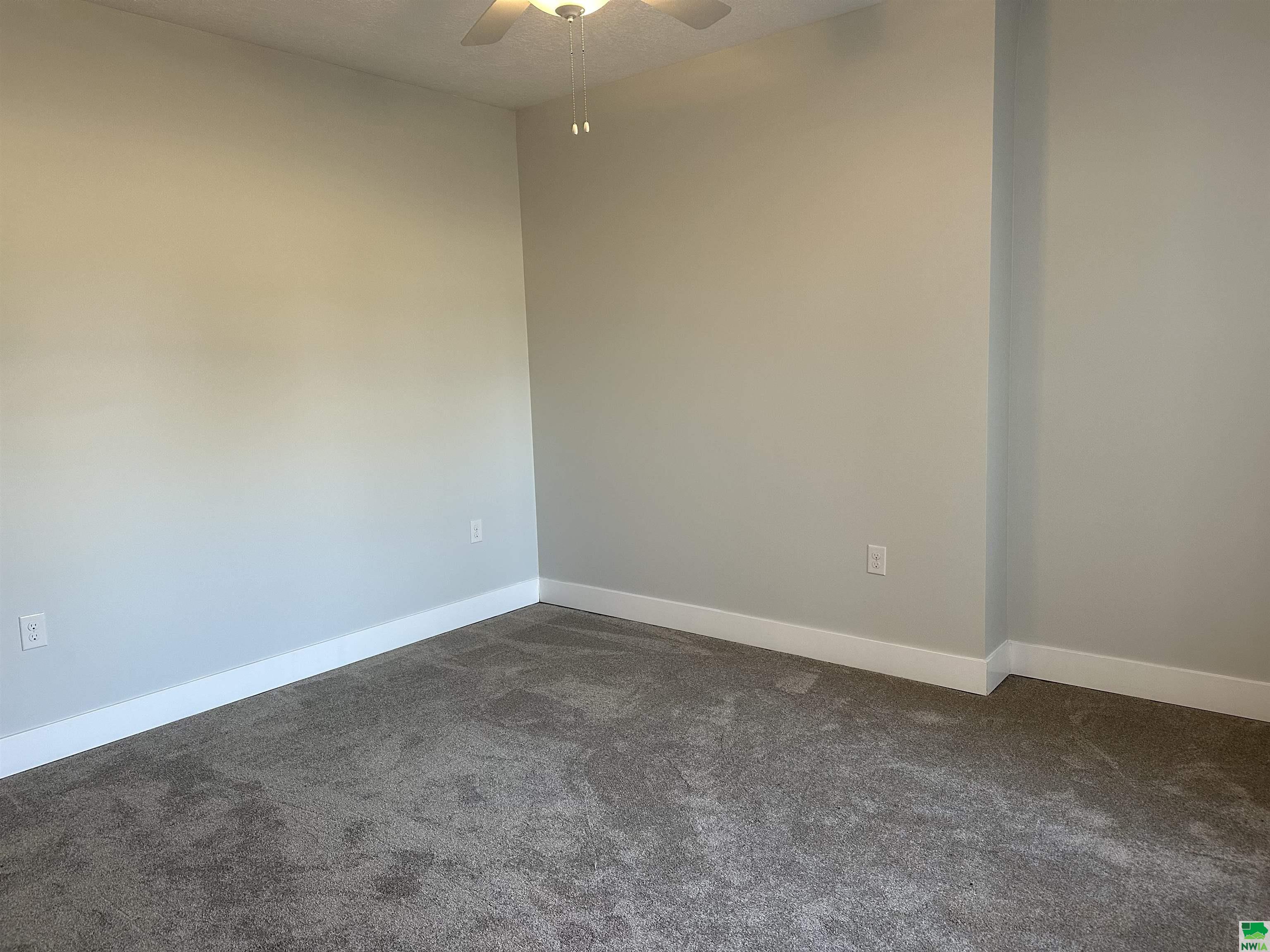 MLS #827902