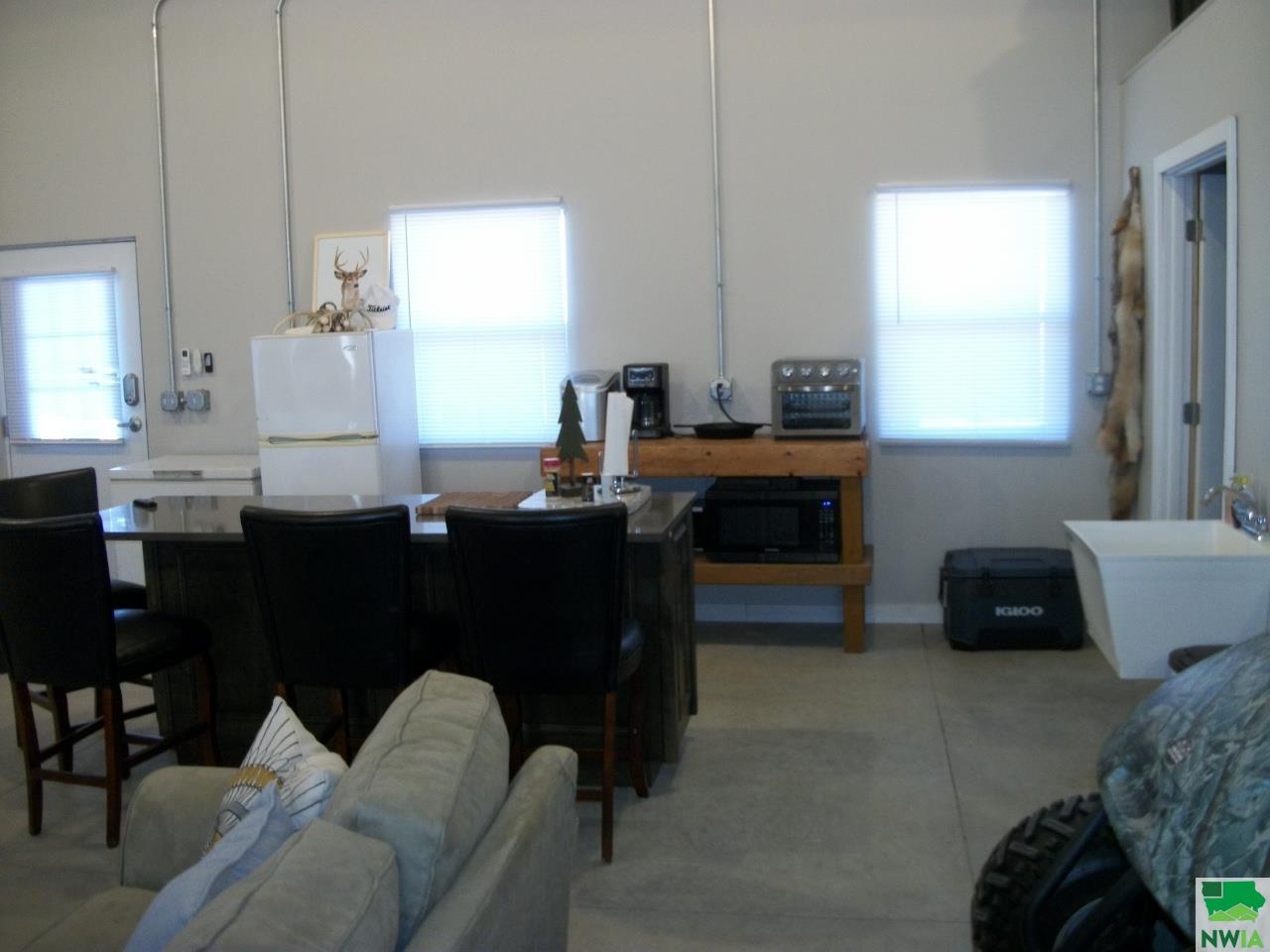 MLS #827905