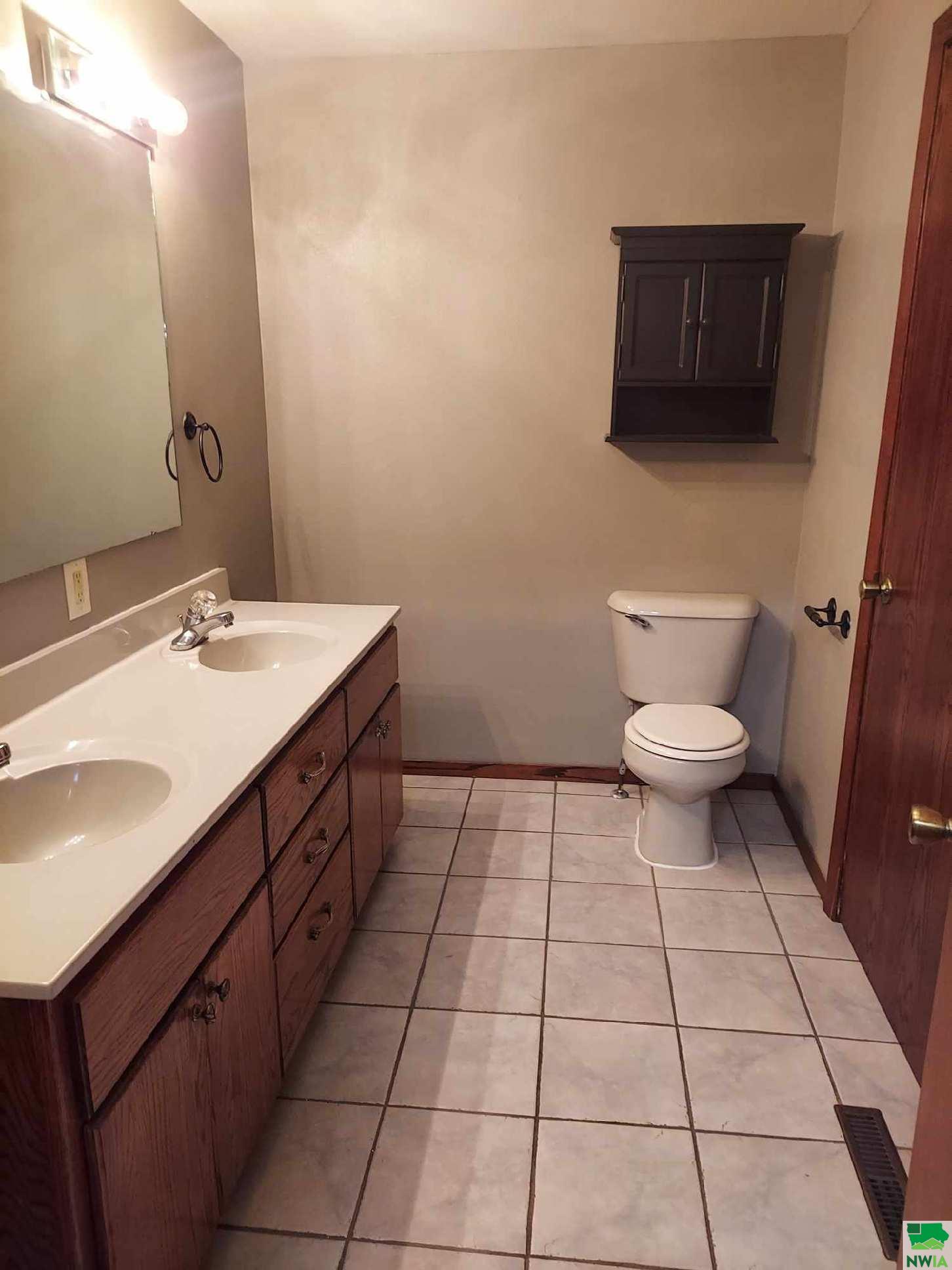 MLS #827908