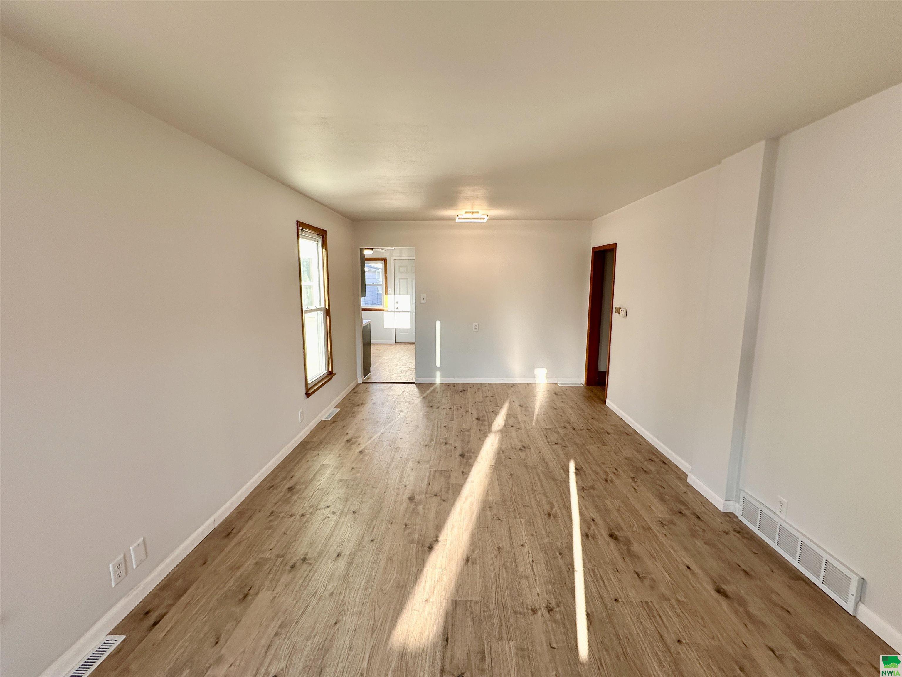 MLS #827910
