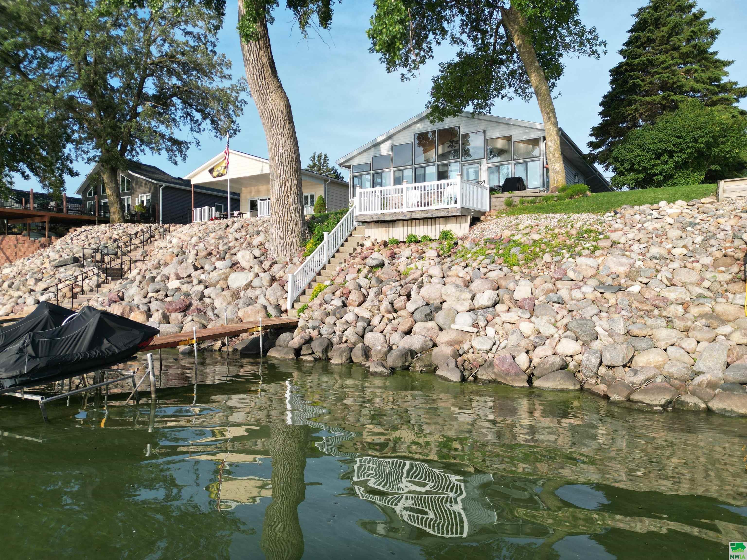 128 SCOTT ST, Storm Lake, IA 50588 