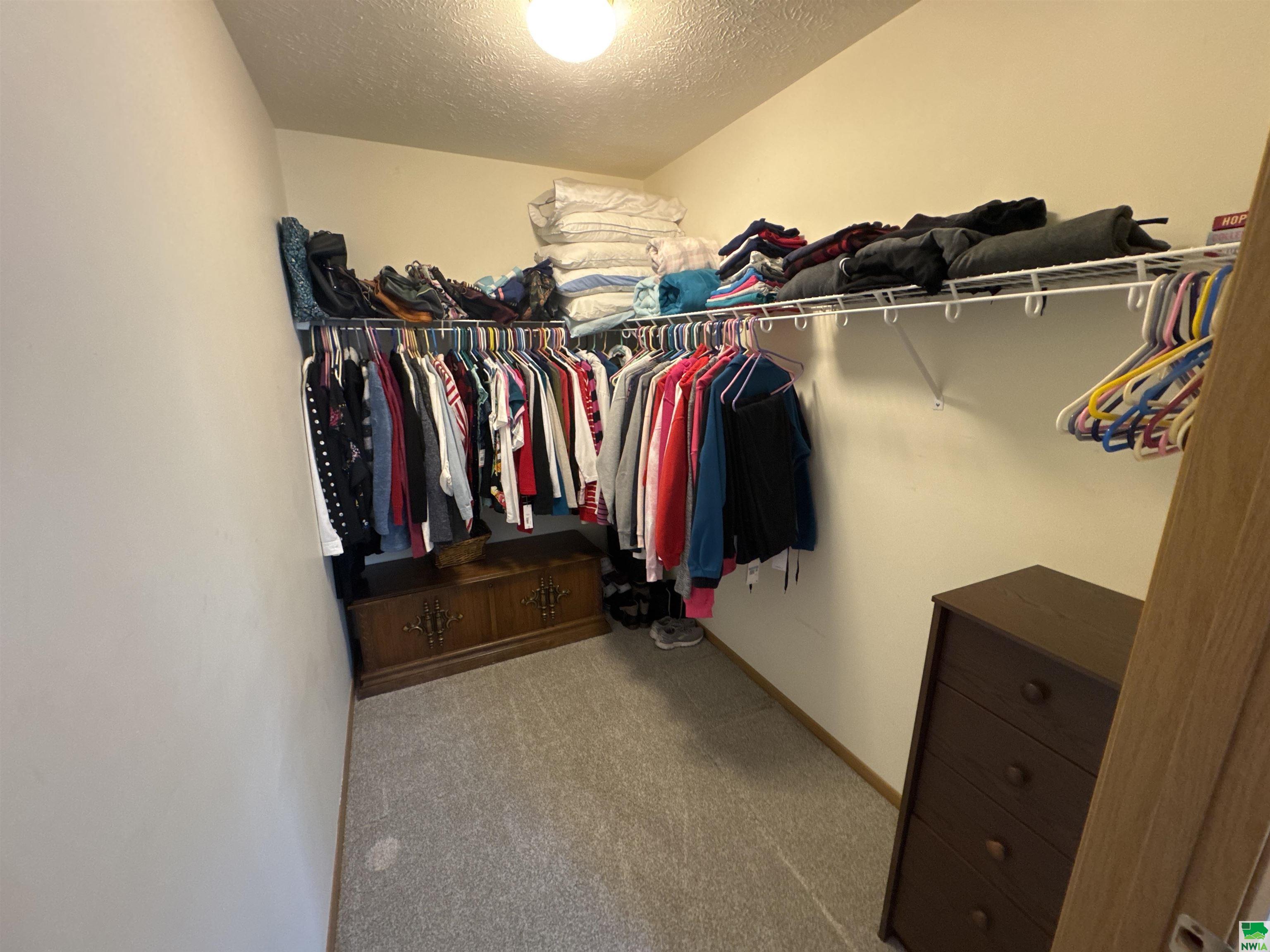 MLS #827915