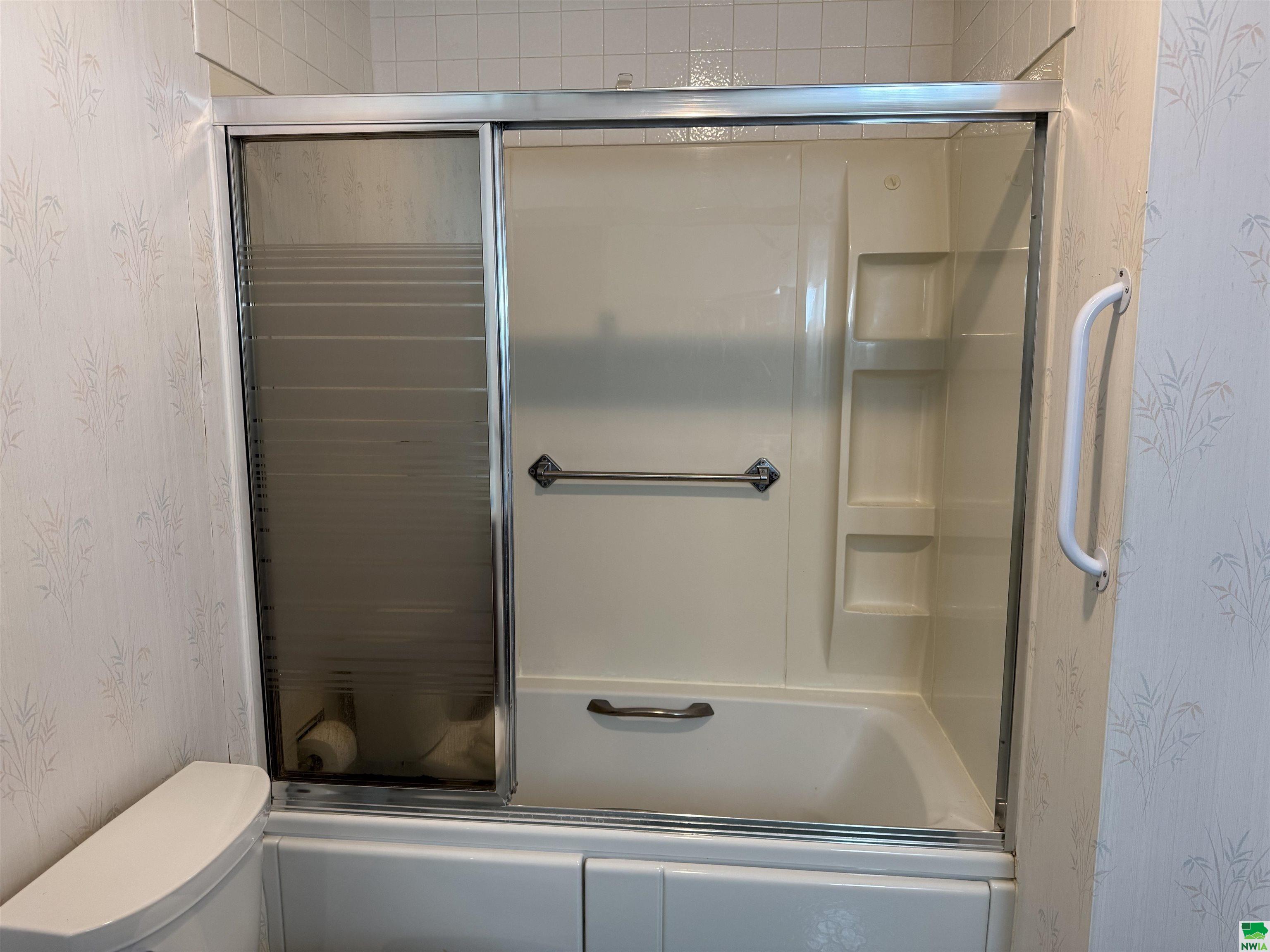 MLS #827916