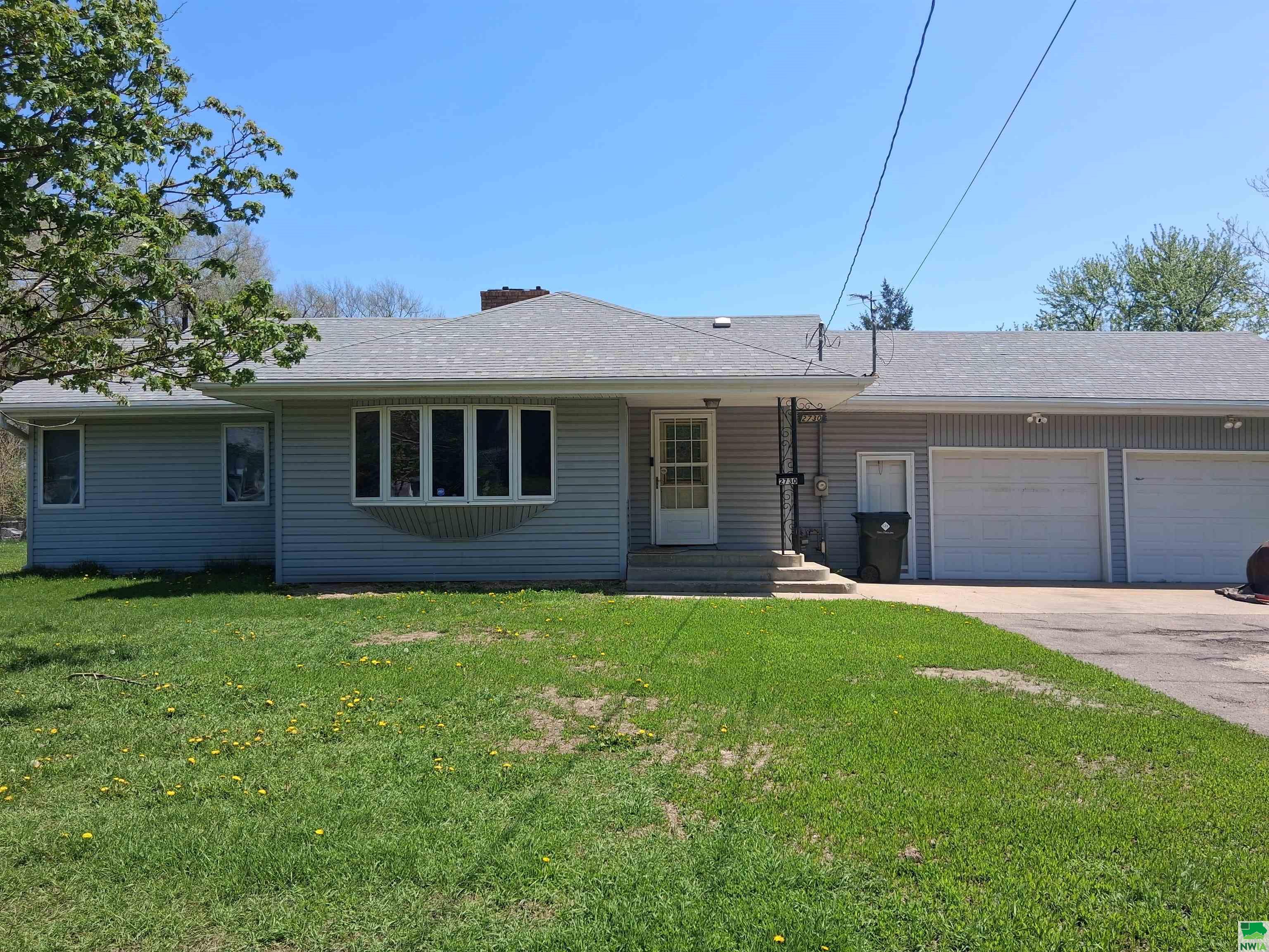 2730 Lafayette St, Sioux City, IA 51104 