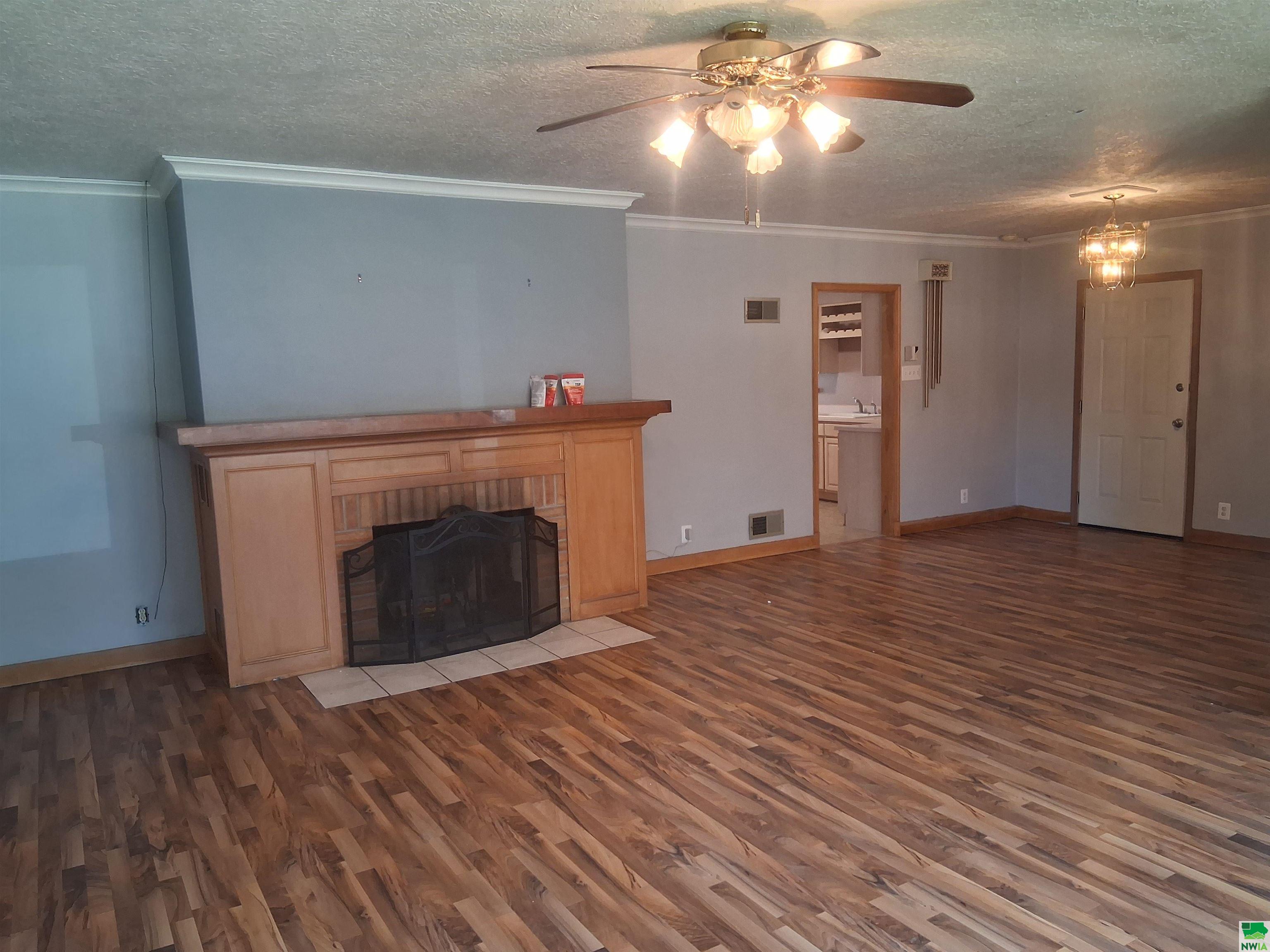MLS #827937