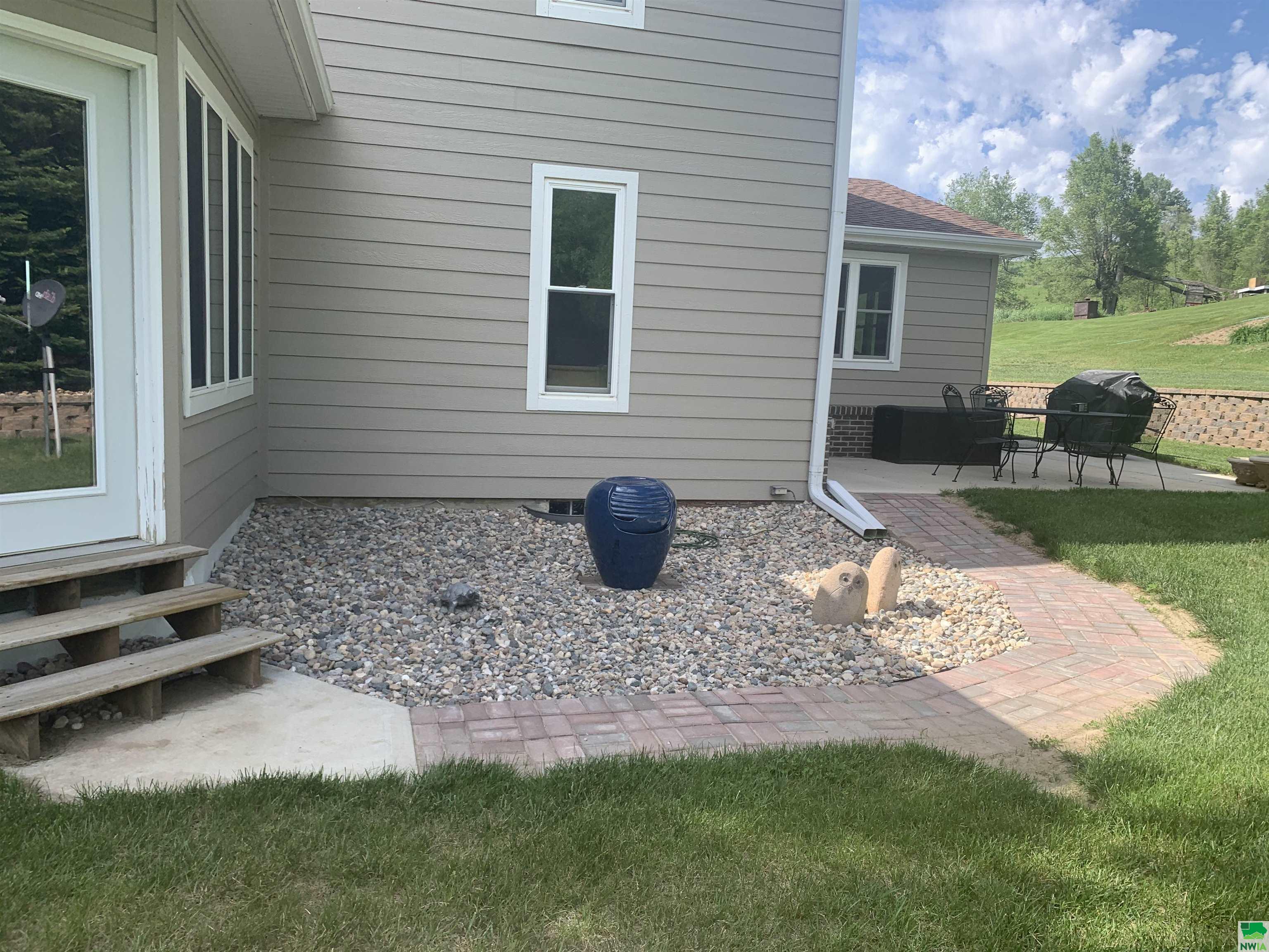MLS #827941
