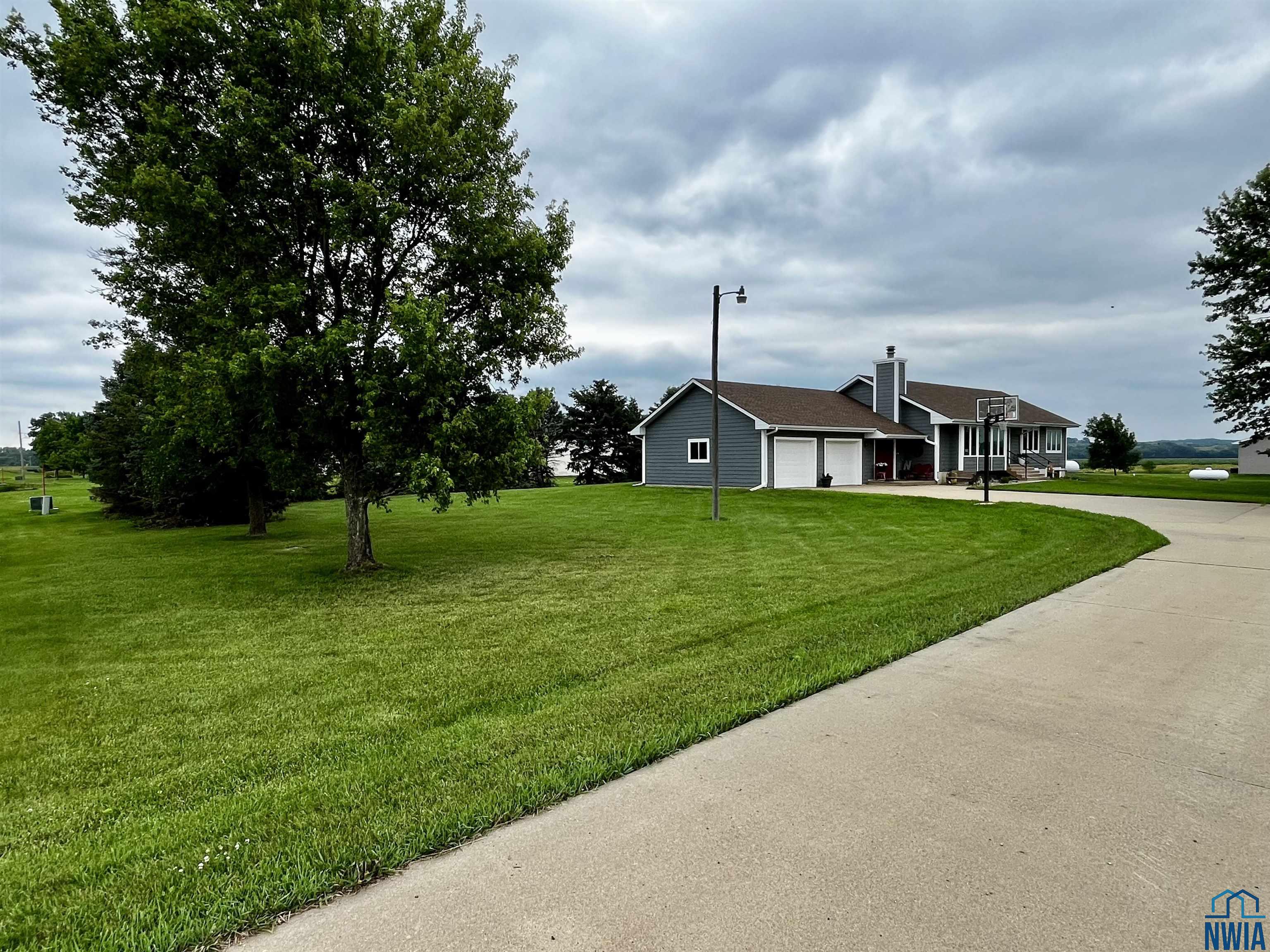 33044 484 Ave, Jefferson, SD 57038 