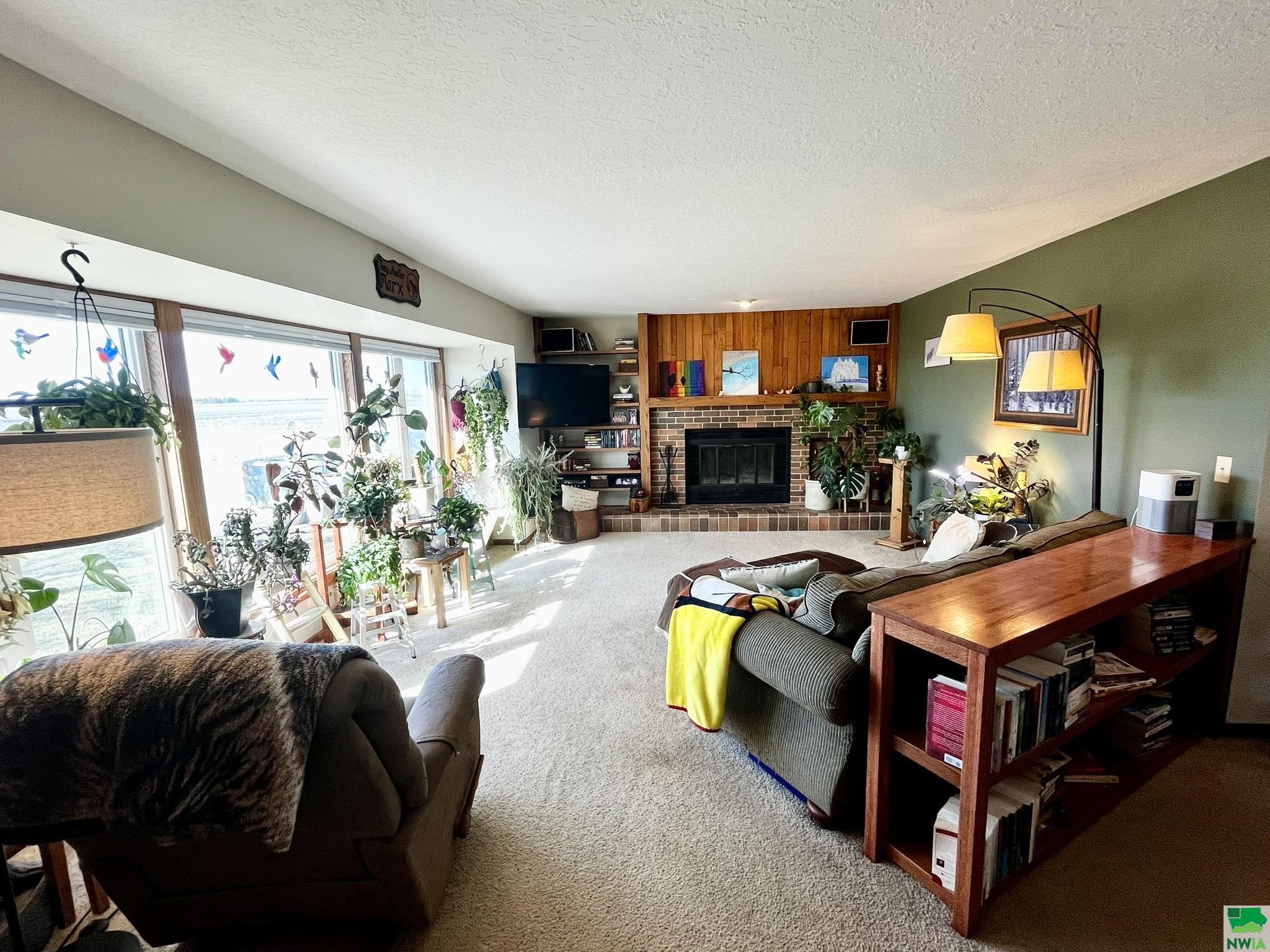 MLS #827943