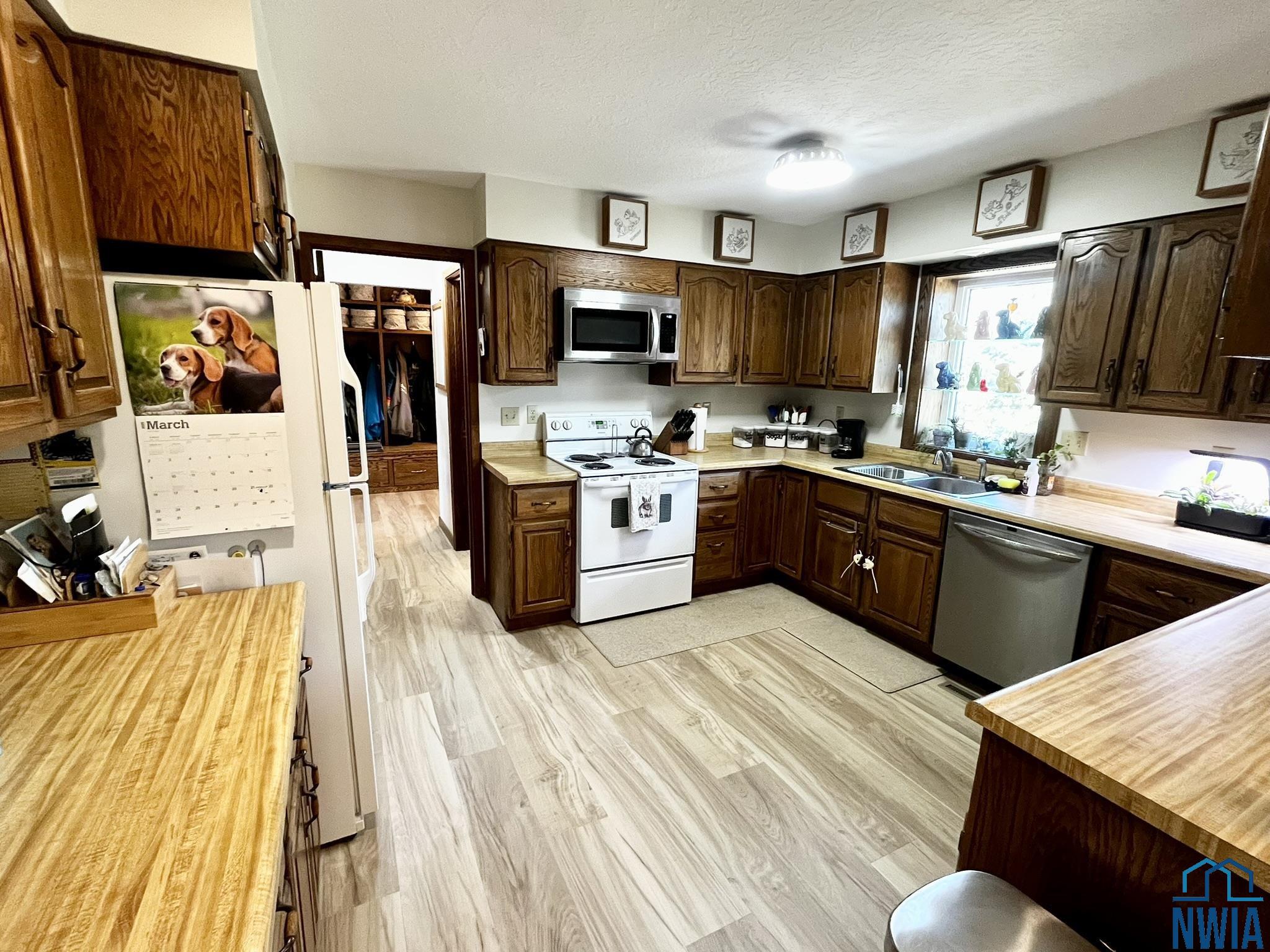 MLS #827943