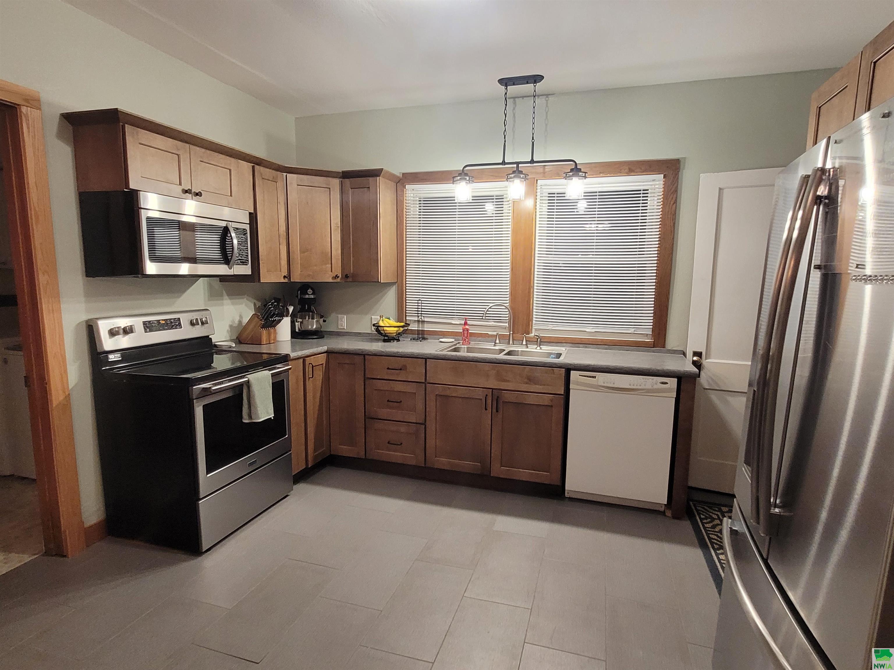 MLS #827952