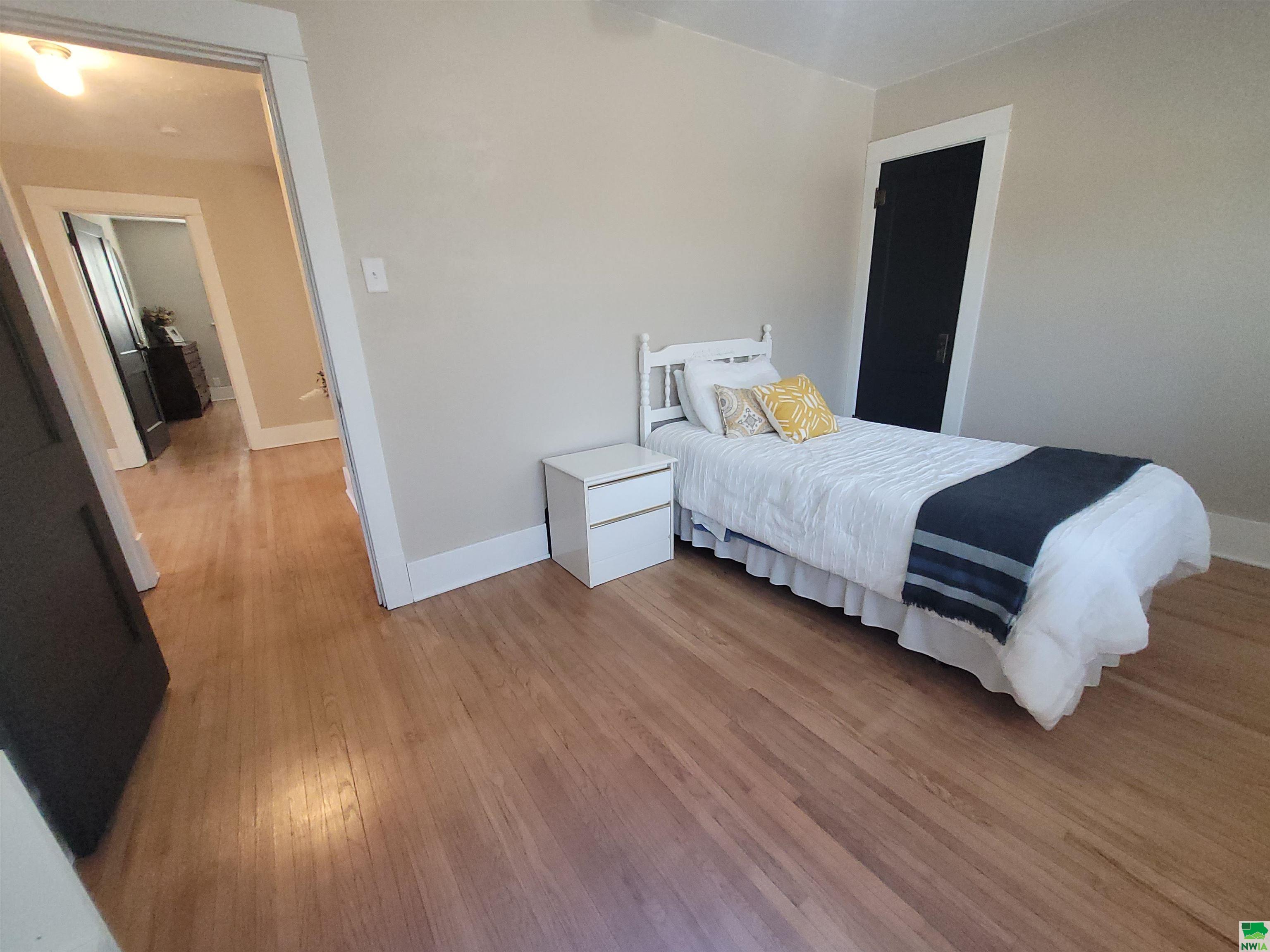 MLS #827952