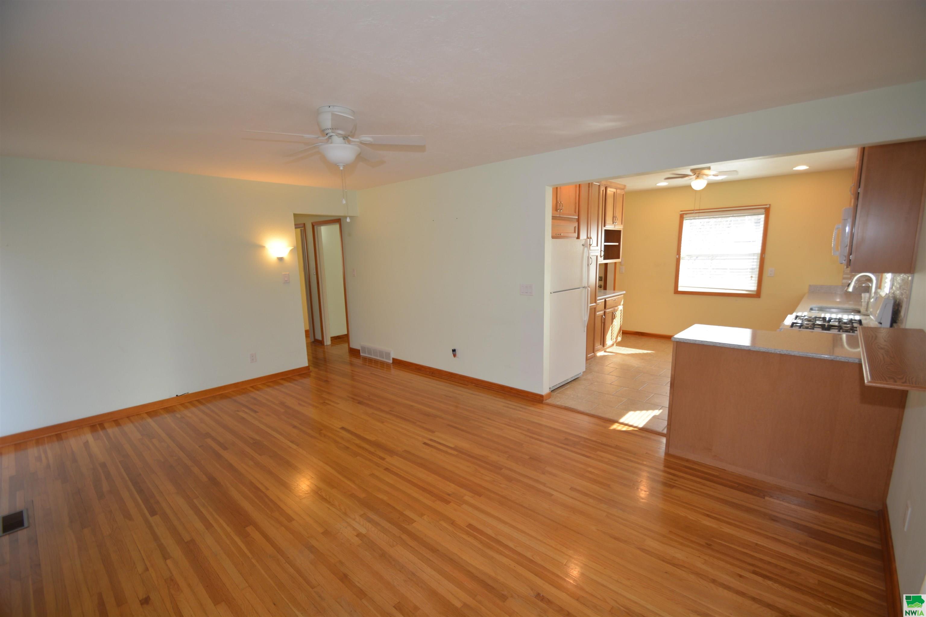 MLS #827958