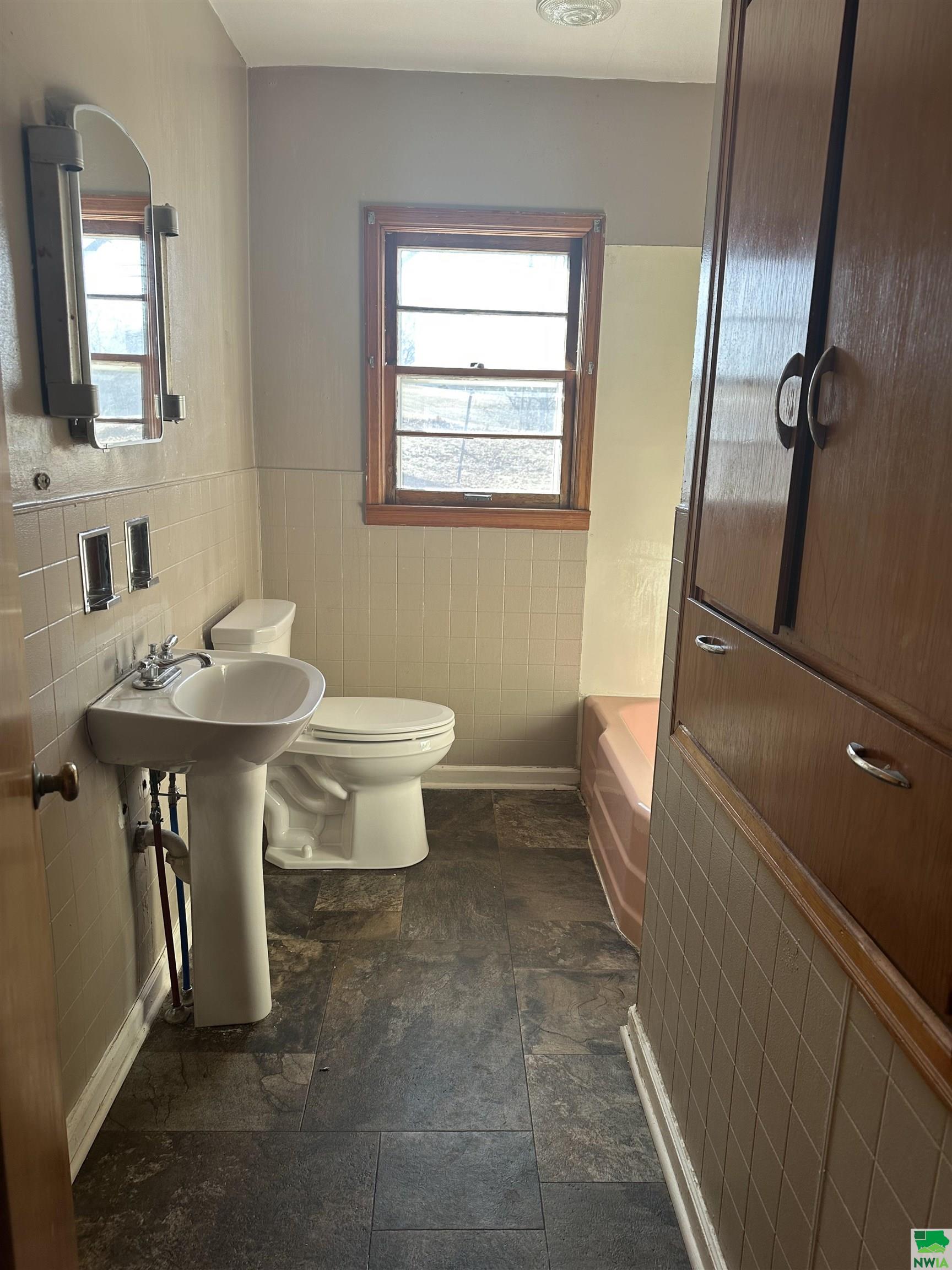 MLS #827963