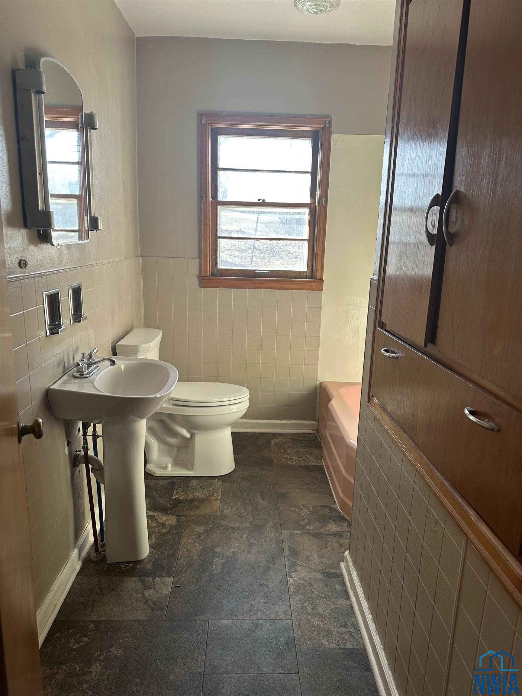MLS #827963
