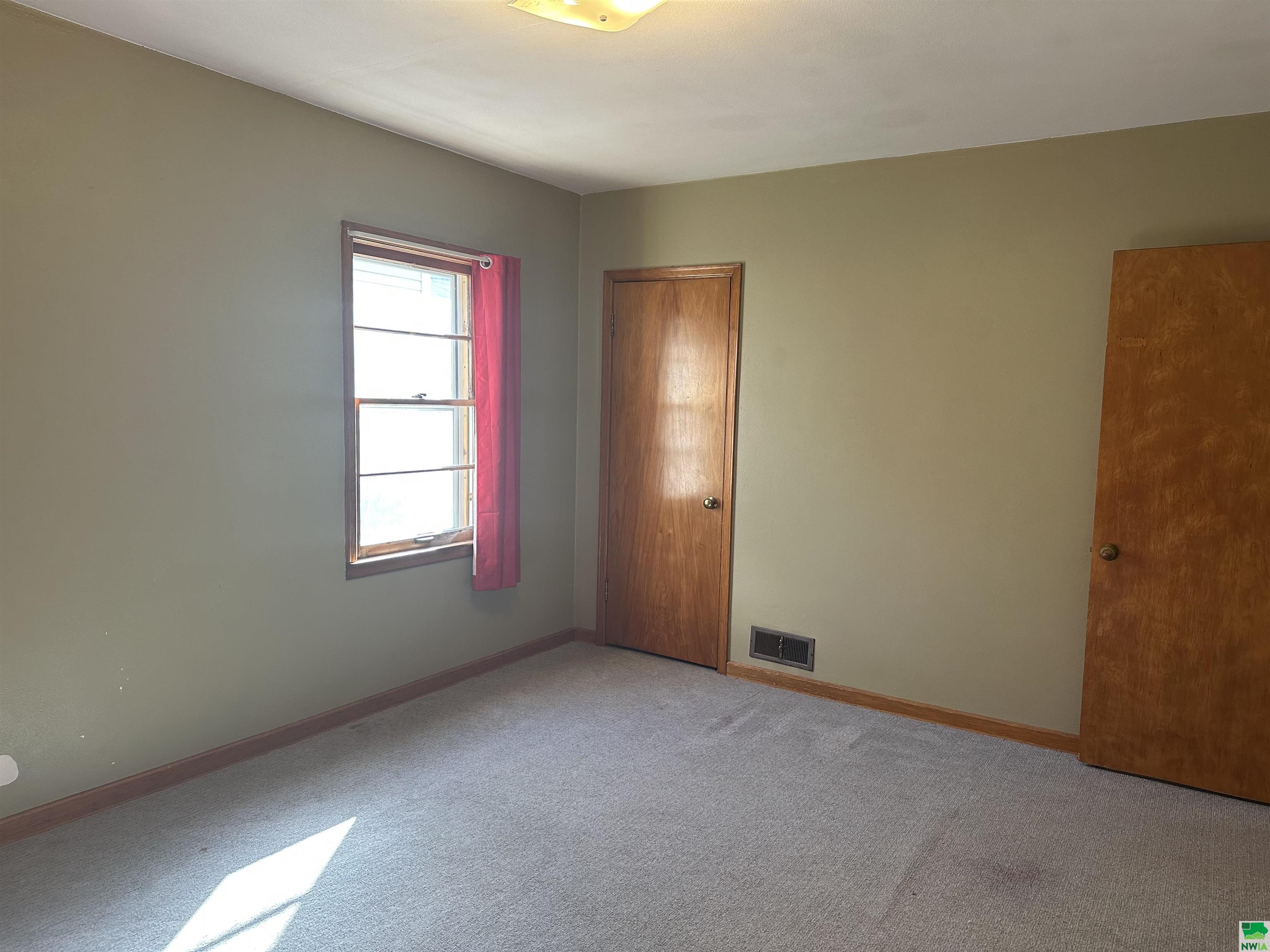 MLS #827963
