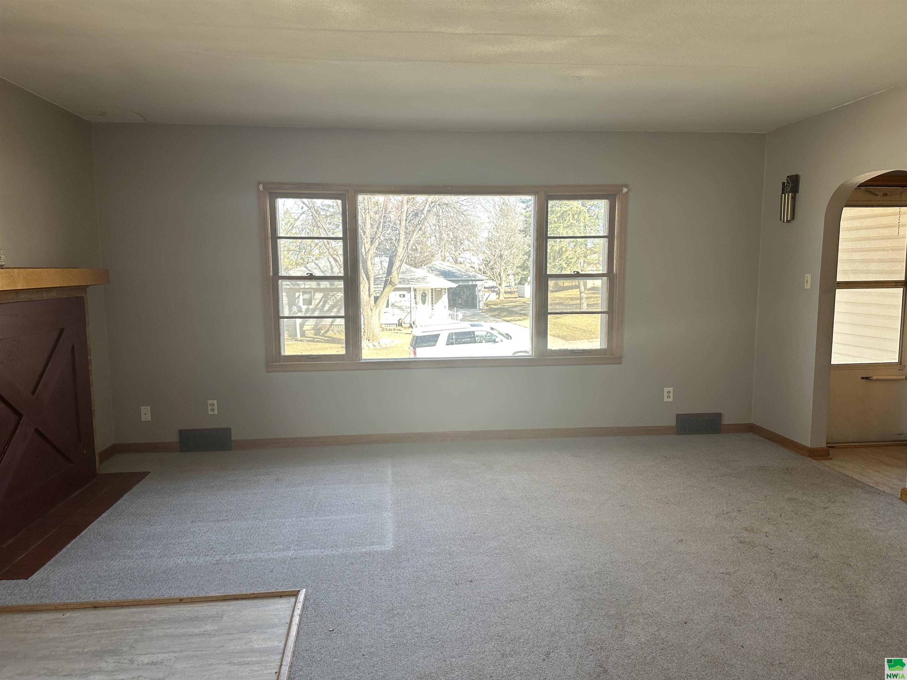 MLS #827963