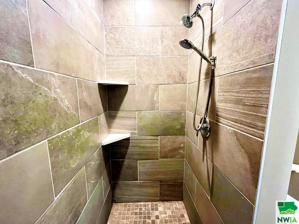 MLS #827967