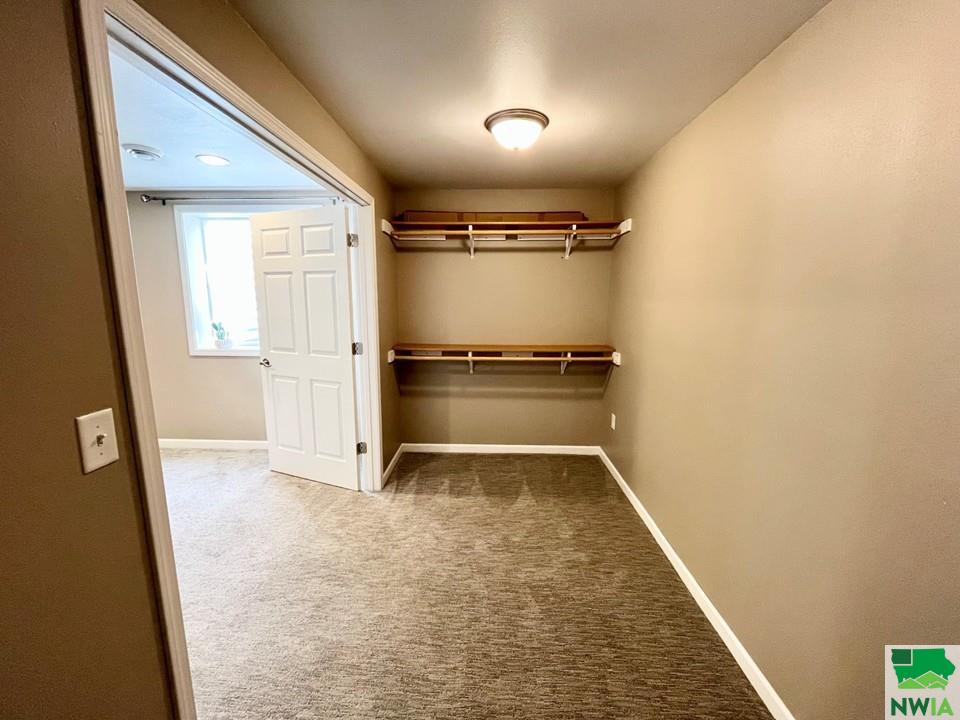 MLS #827967
