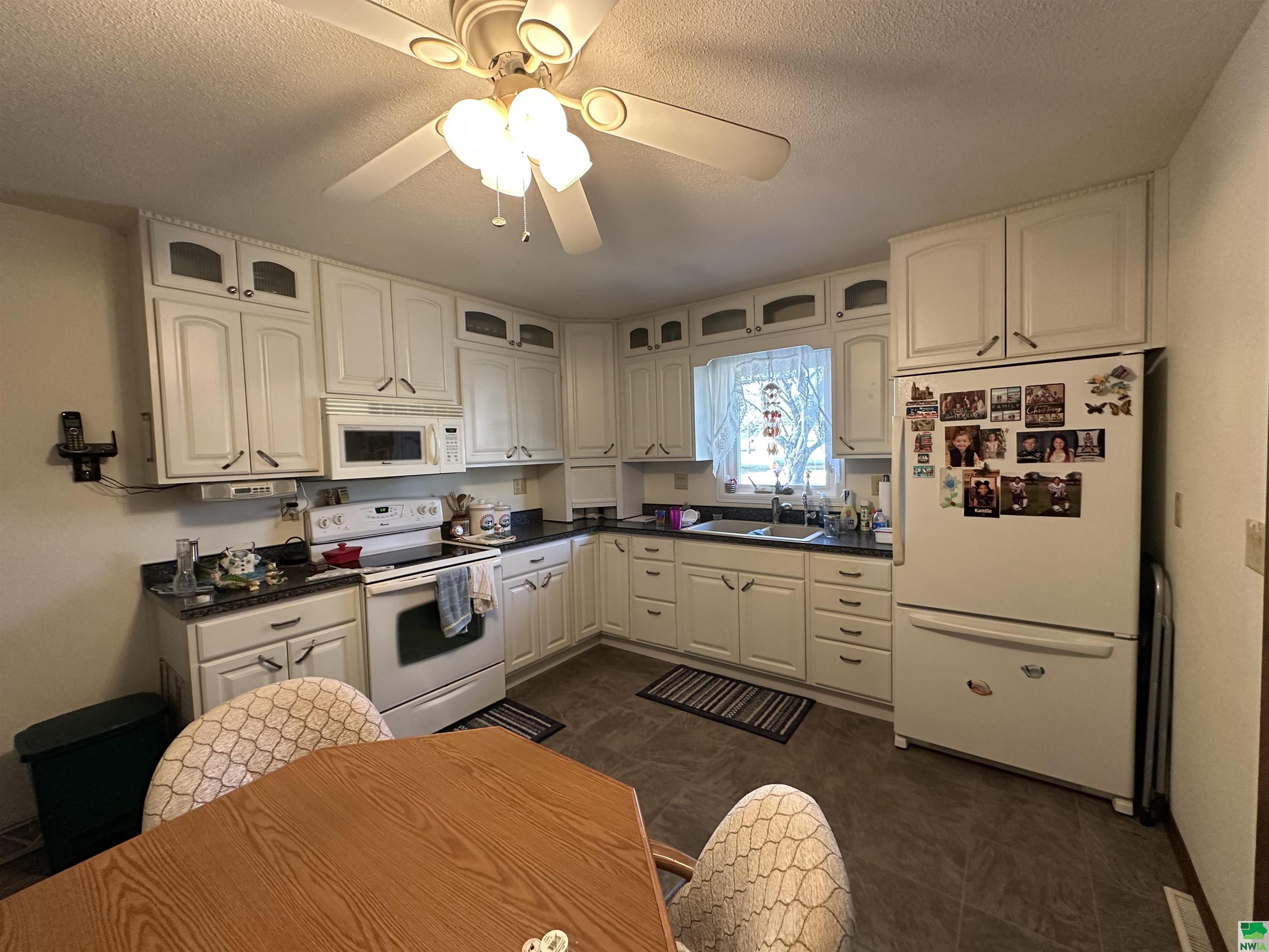 MLS #827968