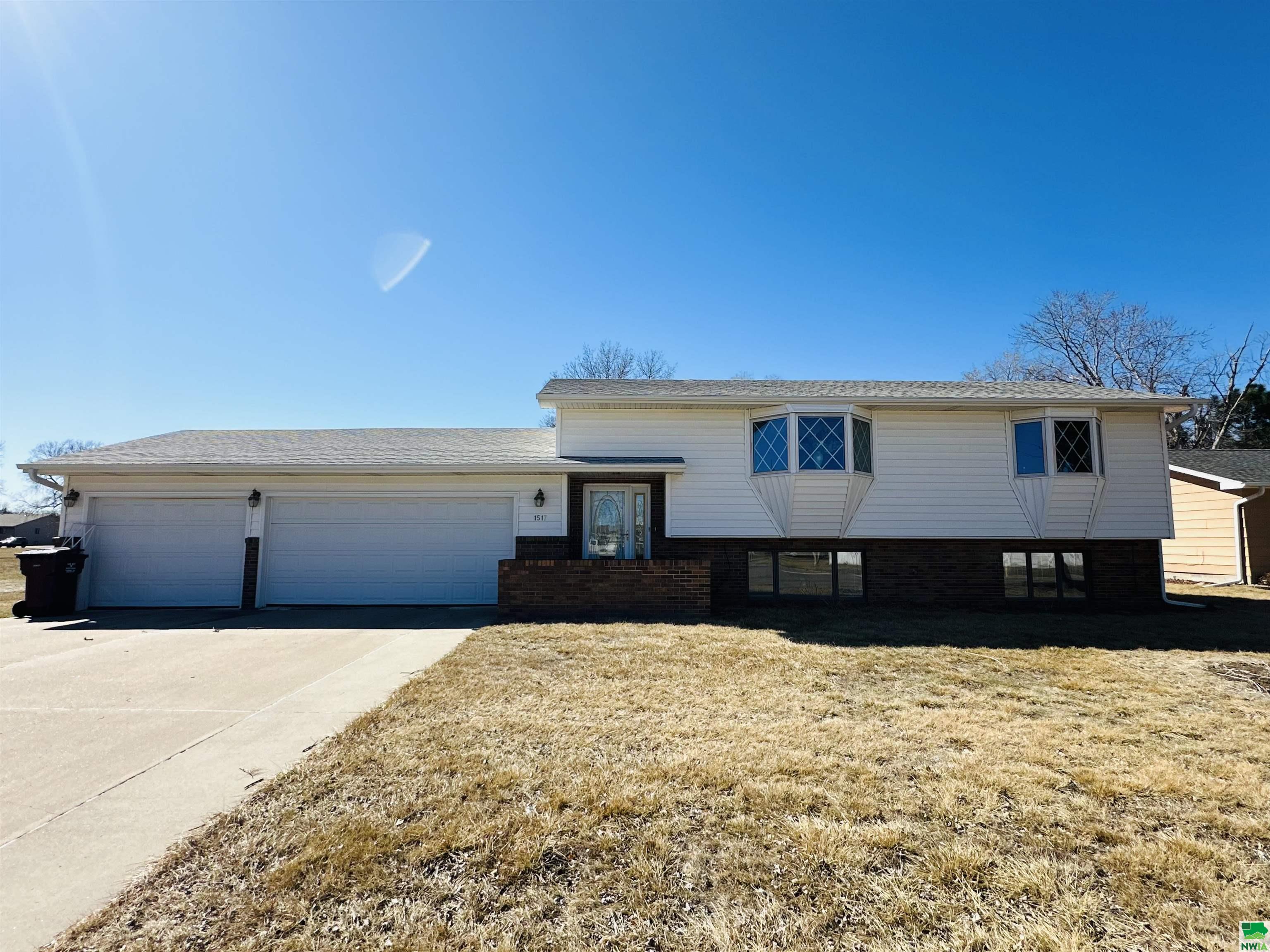 1517 G Street, South Sioux City, NE 68776 