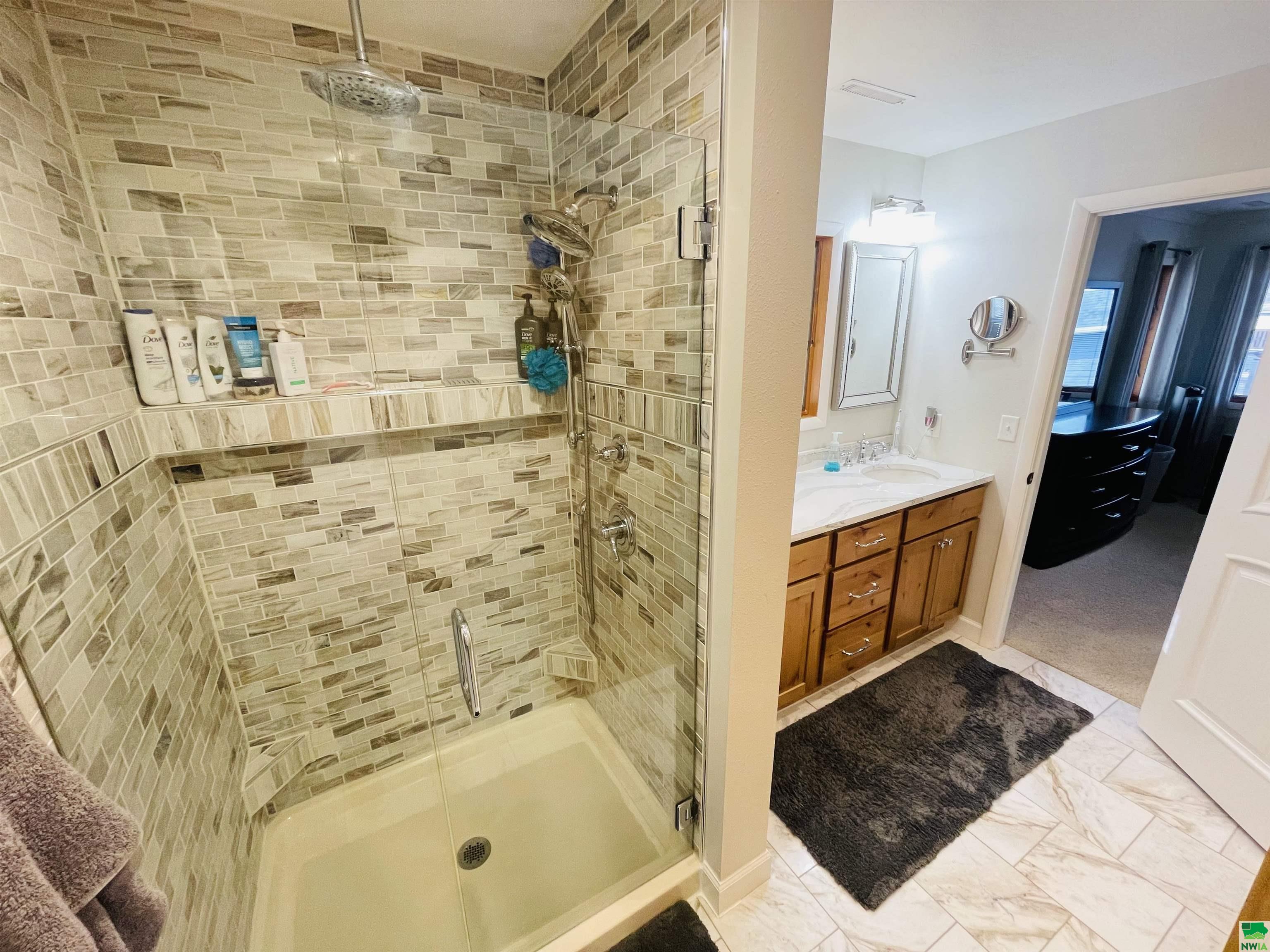 MLS #827970