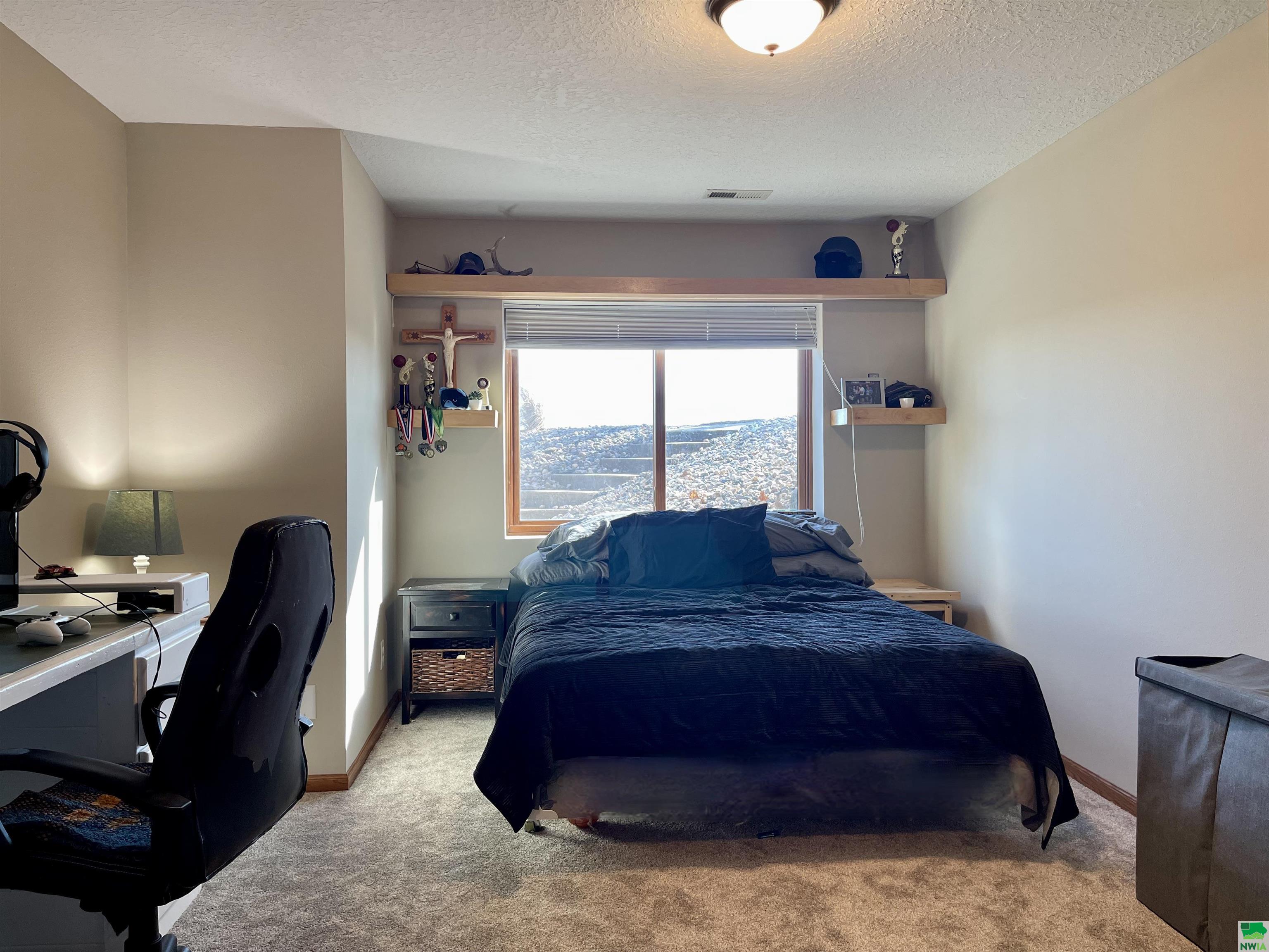 MLS #827971