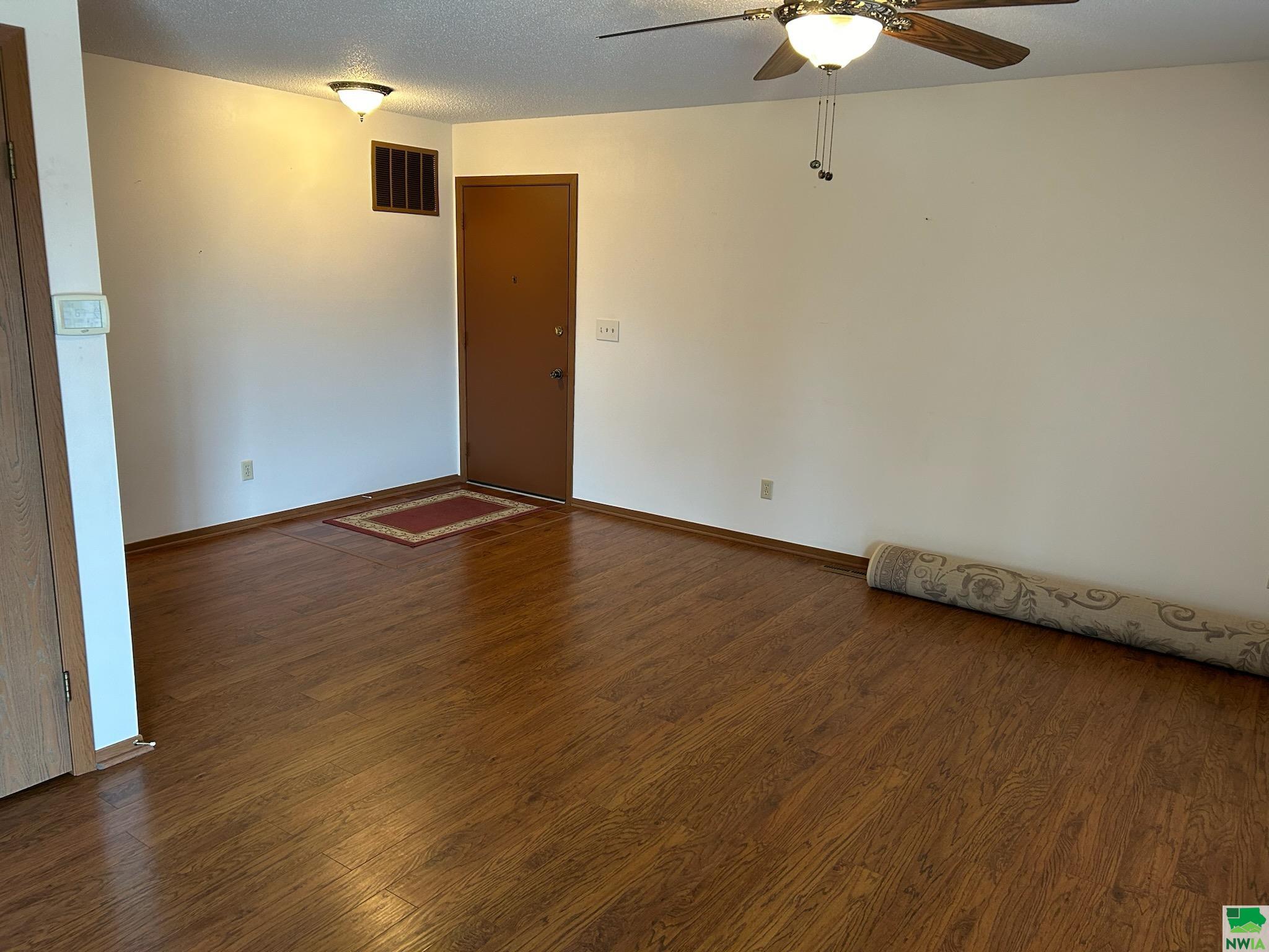 MLS #827982