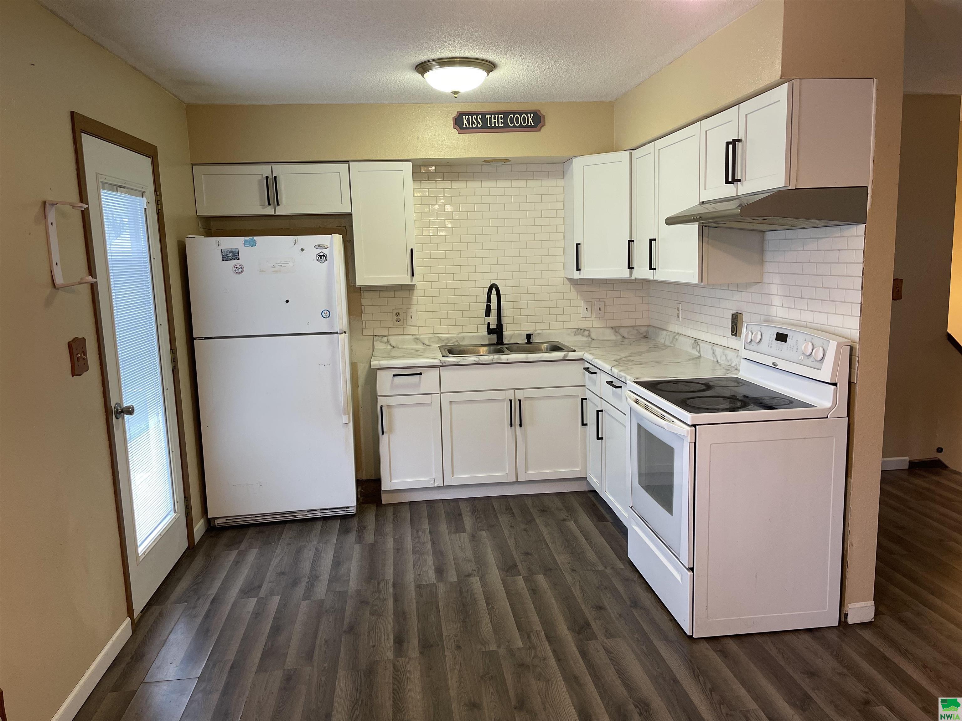 MLS #827988