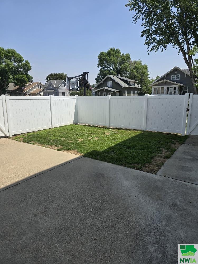 MLS #827990