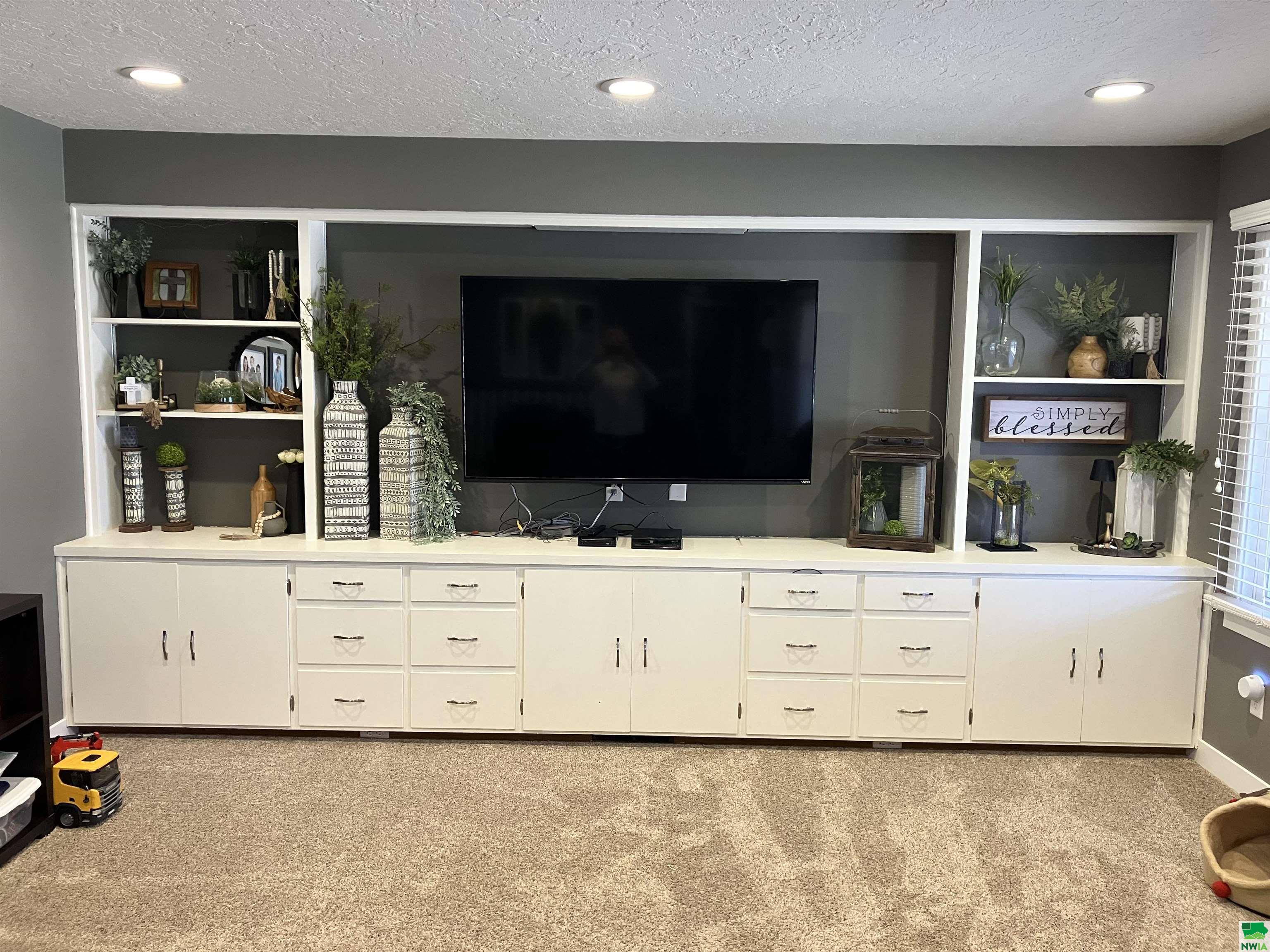 MLS #827994