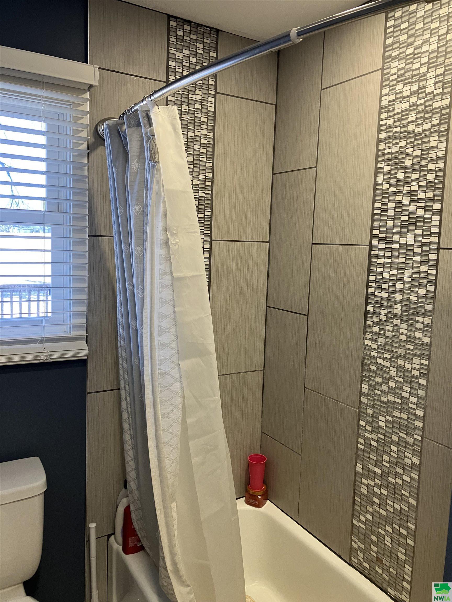 MLS #827994