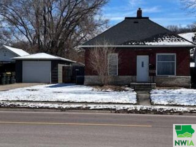 2316 Riverside Blvd, Sioux City, IA 51109 