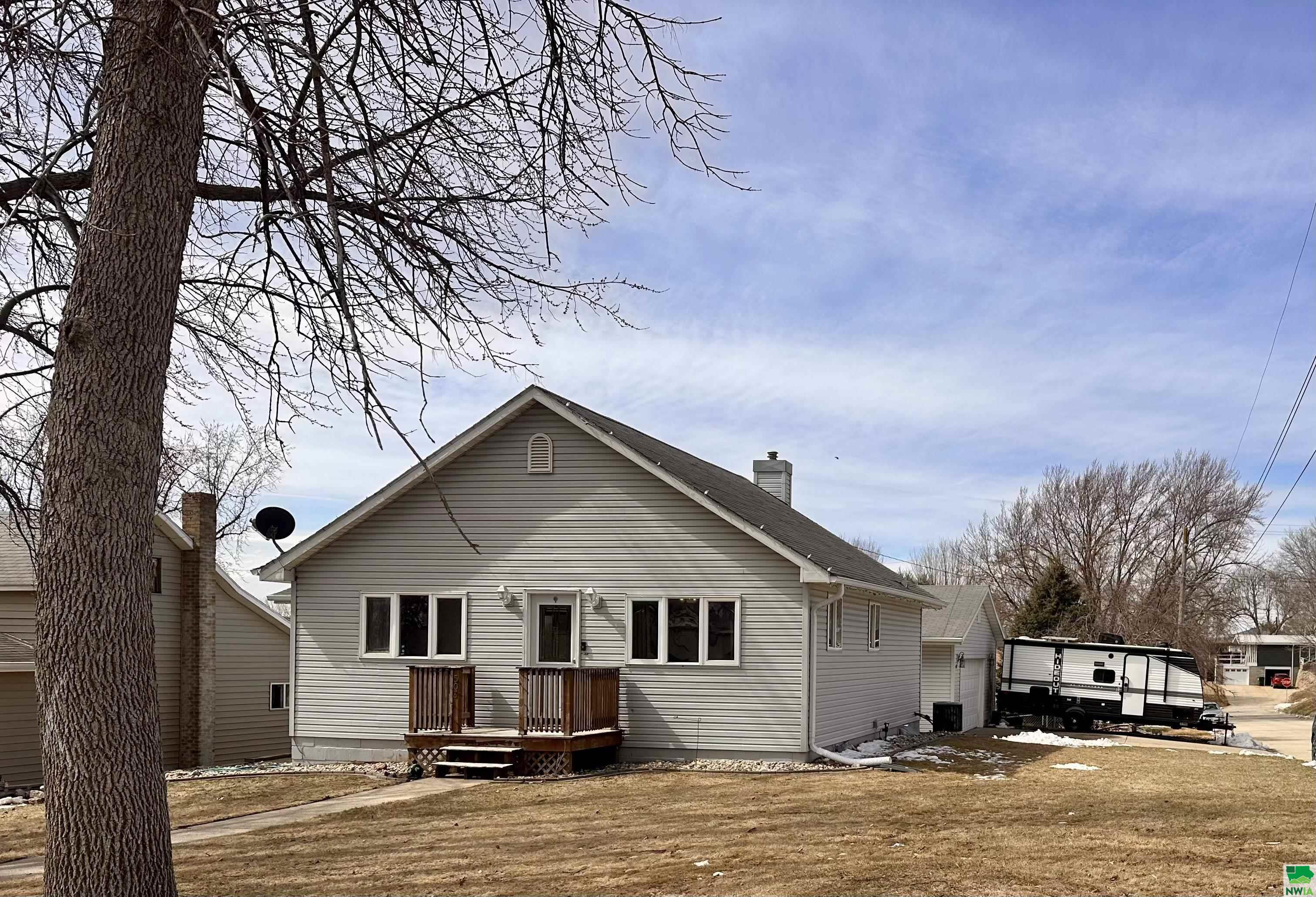 503 3rd S, Moville, IA 51039 