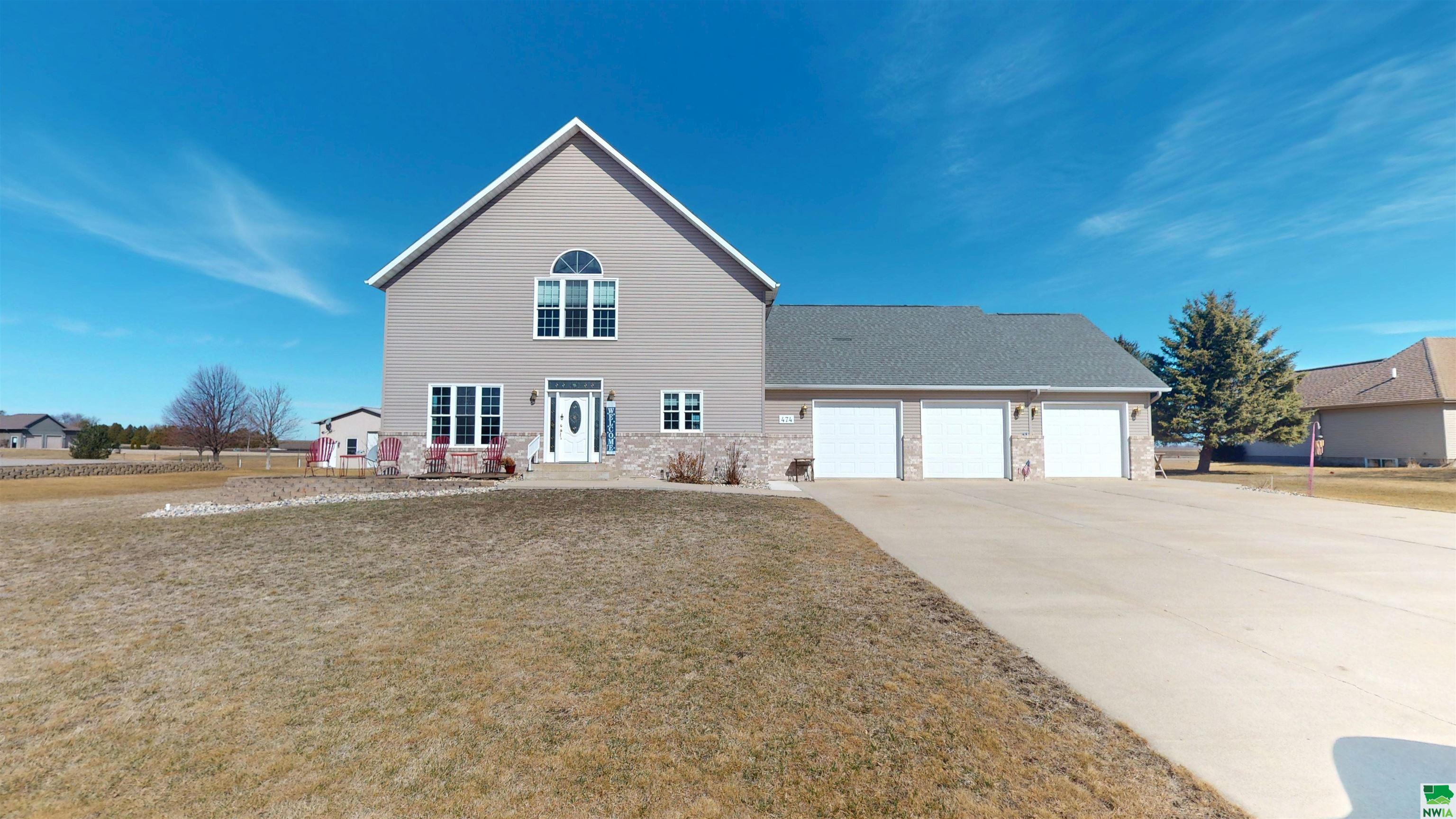 474 Jensen E, Newell, IA 50568 