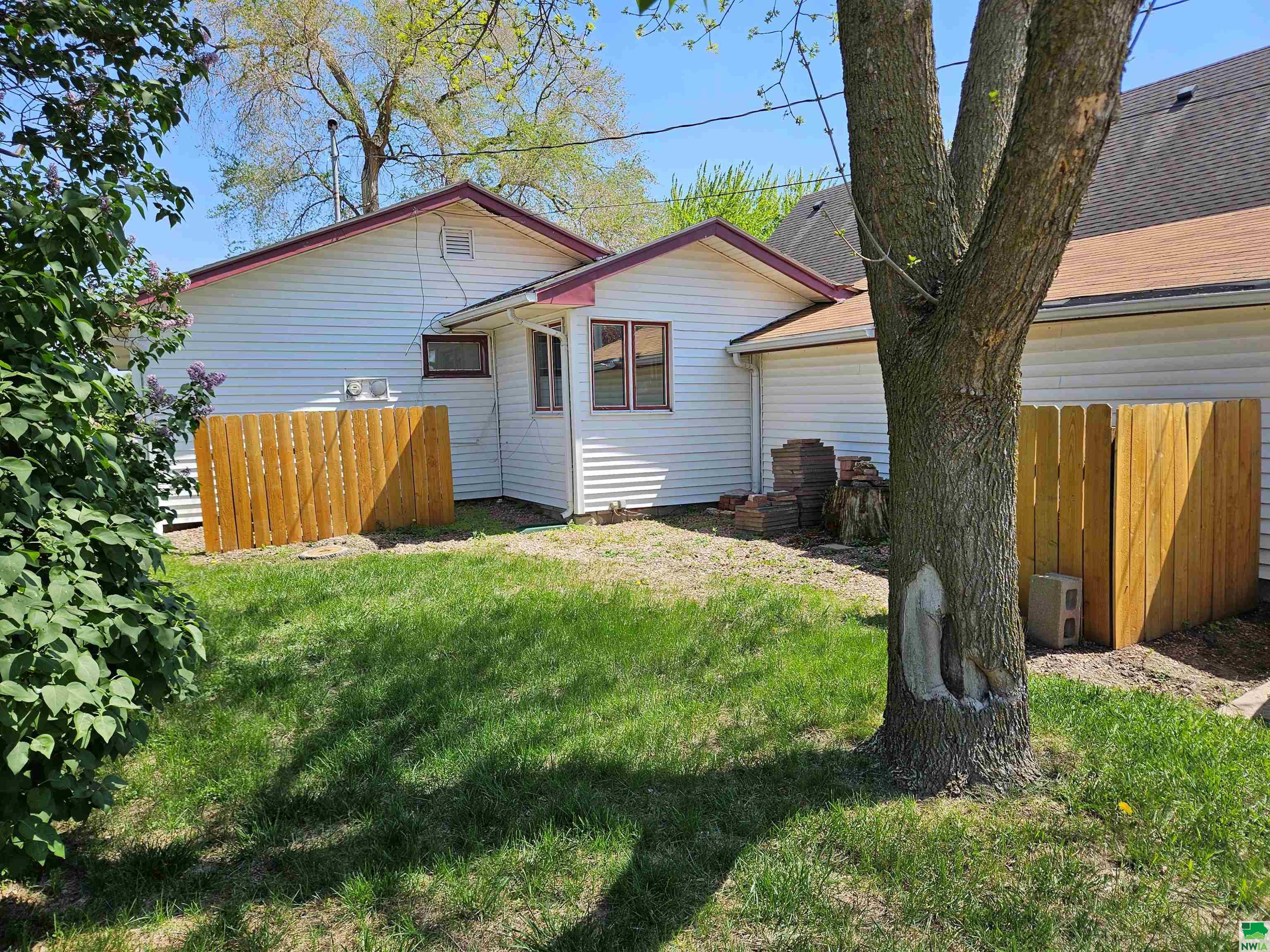 MLS #828004