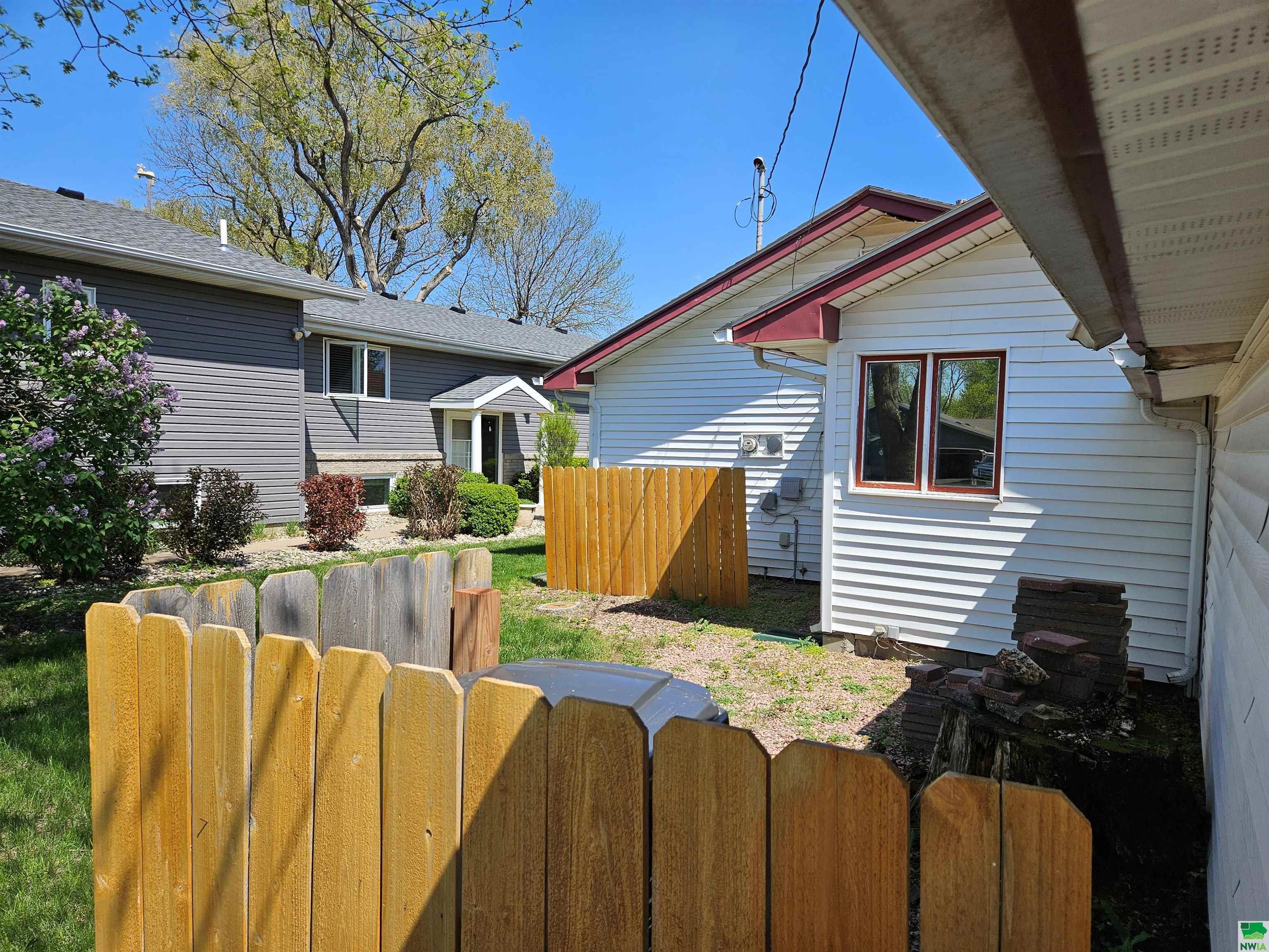 MLS #828004