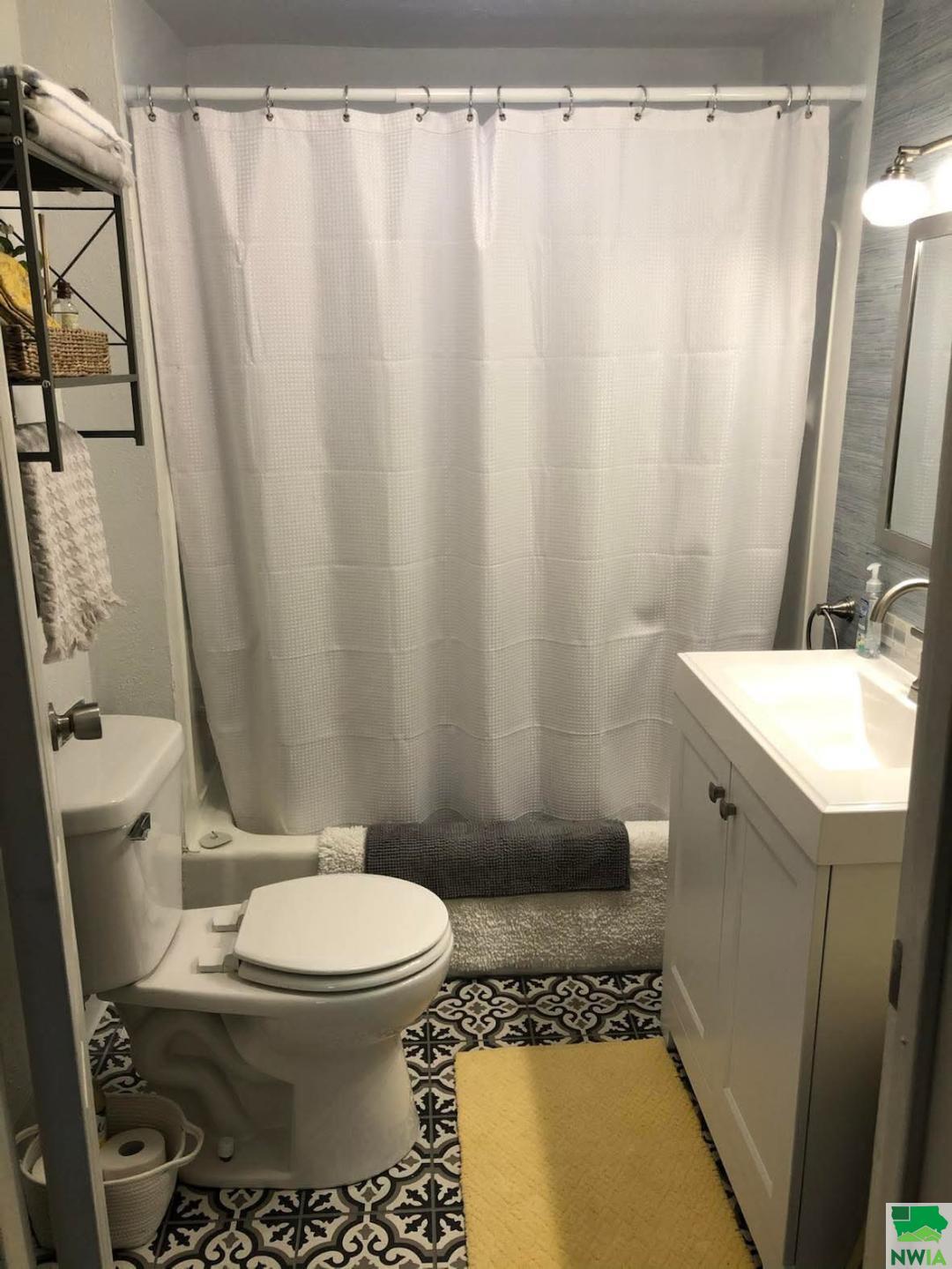 MLS #828004