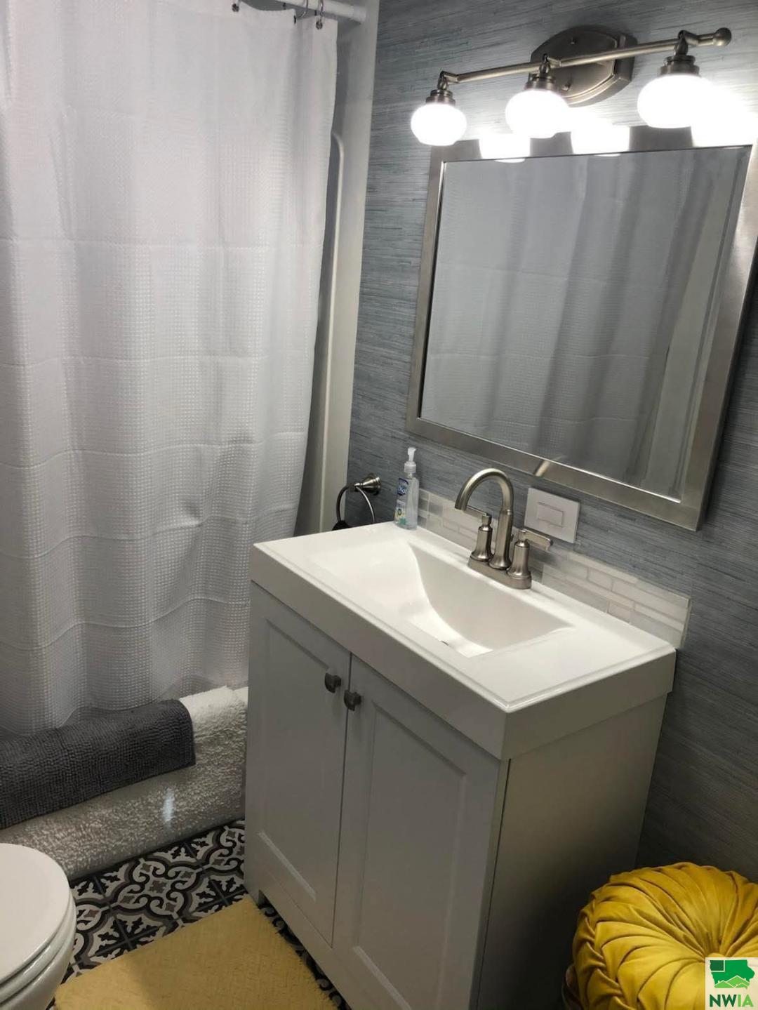 MLS #828004