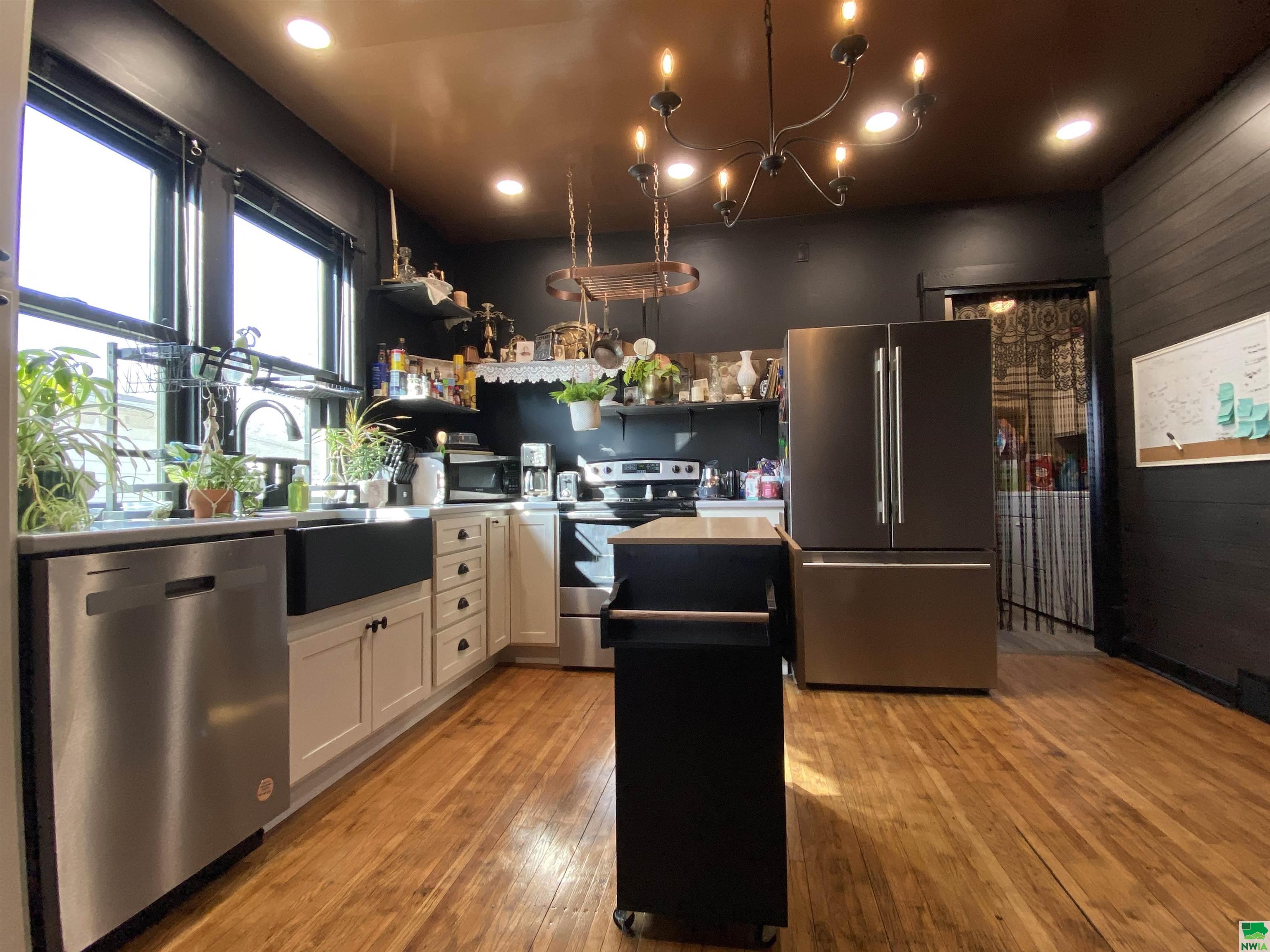 MLS #828008