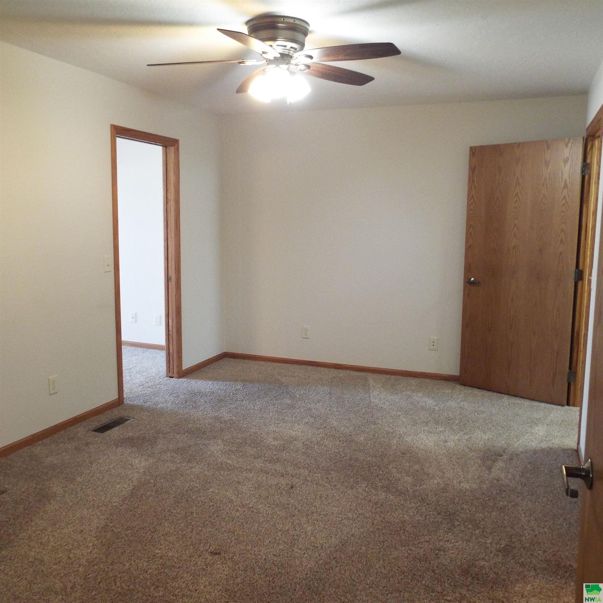 MLS #828012