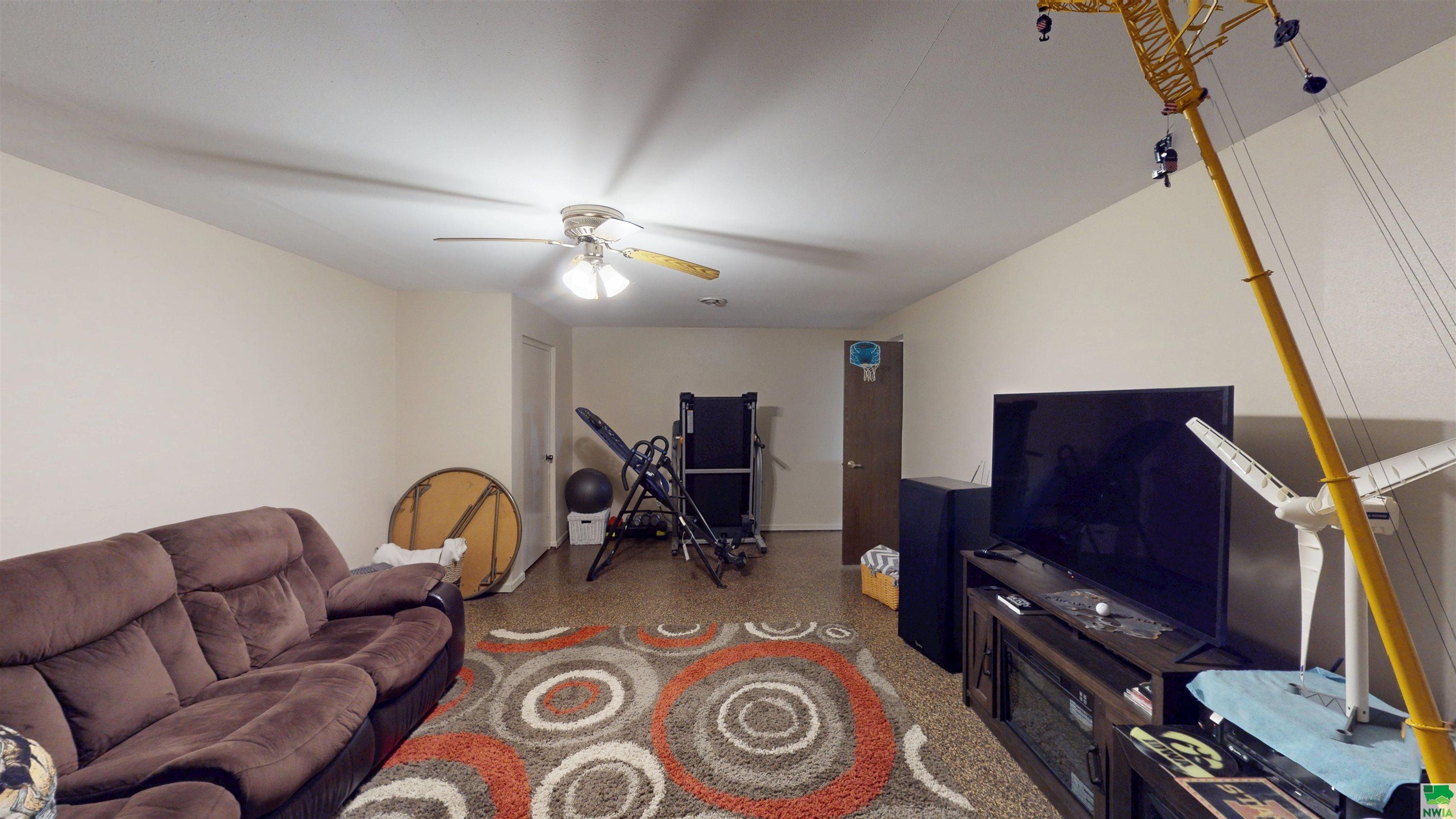 MLS #828015